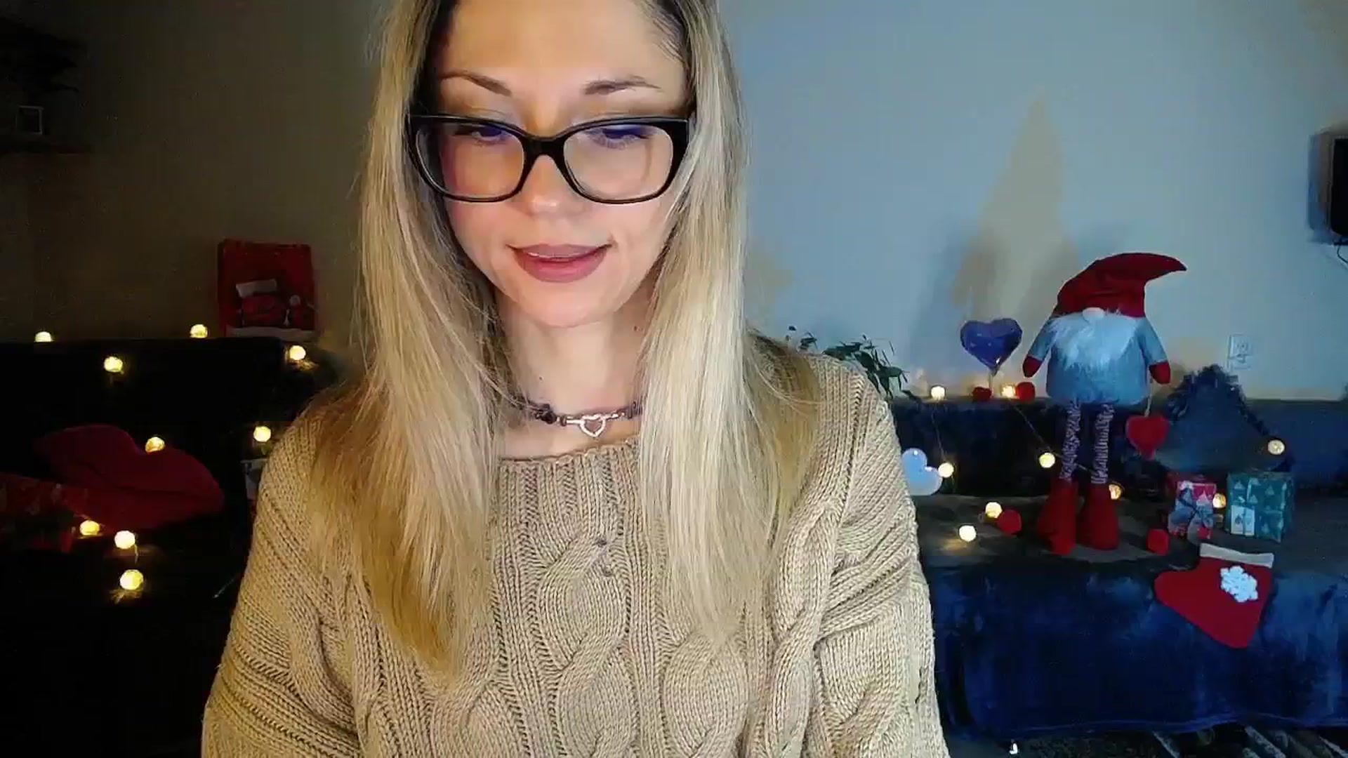Gallery image thumbnail from Sunshine_alis's myfreecams stream on, 12/24/2025, 17:15 image 20 of 20