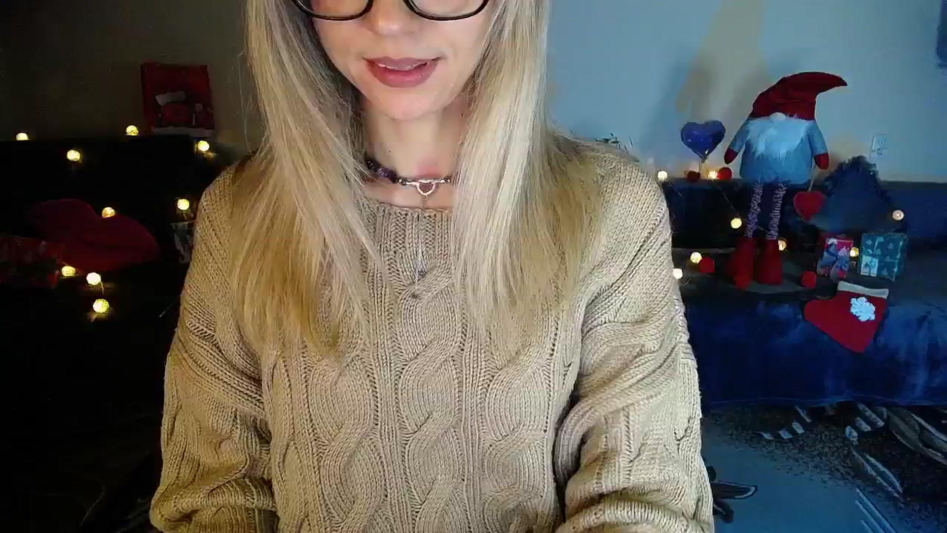 Gallery image thumbnail from Sunshine_alis's myfreecams stream on, 12/24/2025, 17:15 image 10 of 20