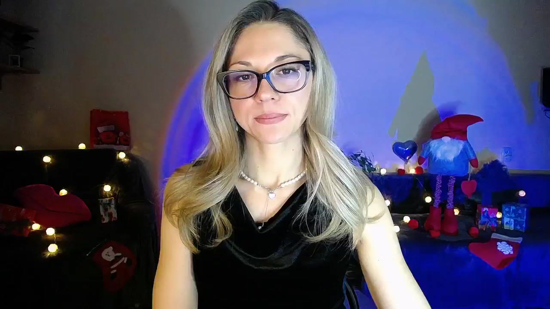 Gallery image thumbnail from Sunshine_alis's myfreecams stream on, 12/29/2025, 20:20 image 4 of 20