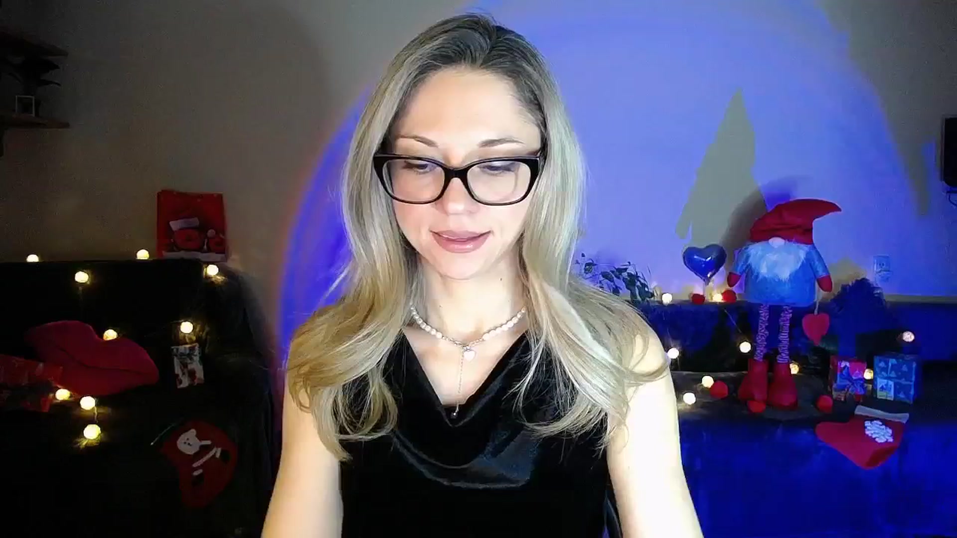 Gallery image thumbnail from Sunshine_alis's myfreecams stream on, 12/29/2025, 20:20 image 2 of 20