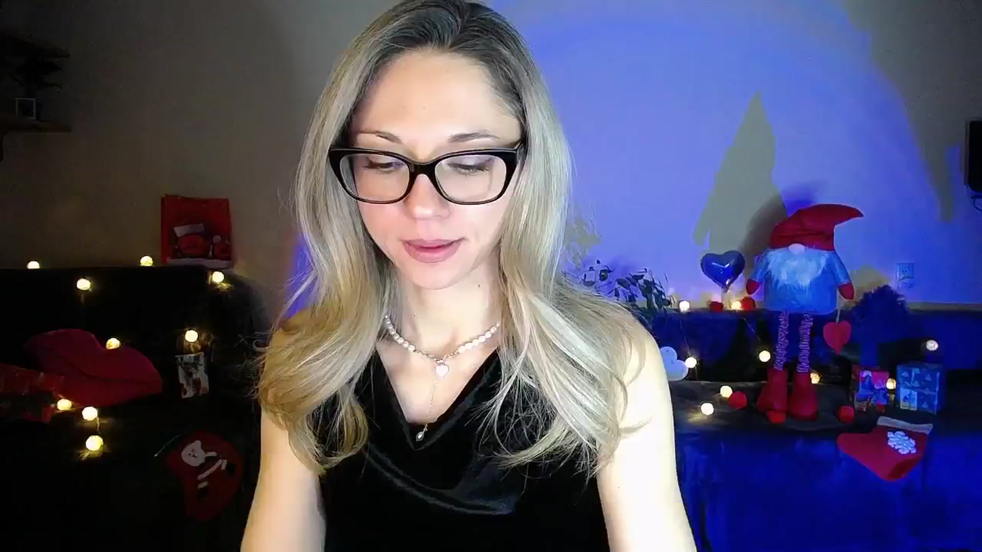 Gallery image thumbnail from Sunshine_alis's myfreecams stream on, 12/29/2025, 20:20 image 6 of 20