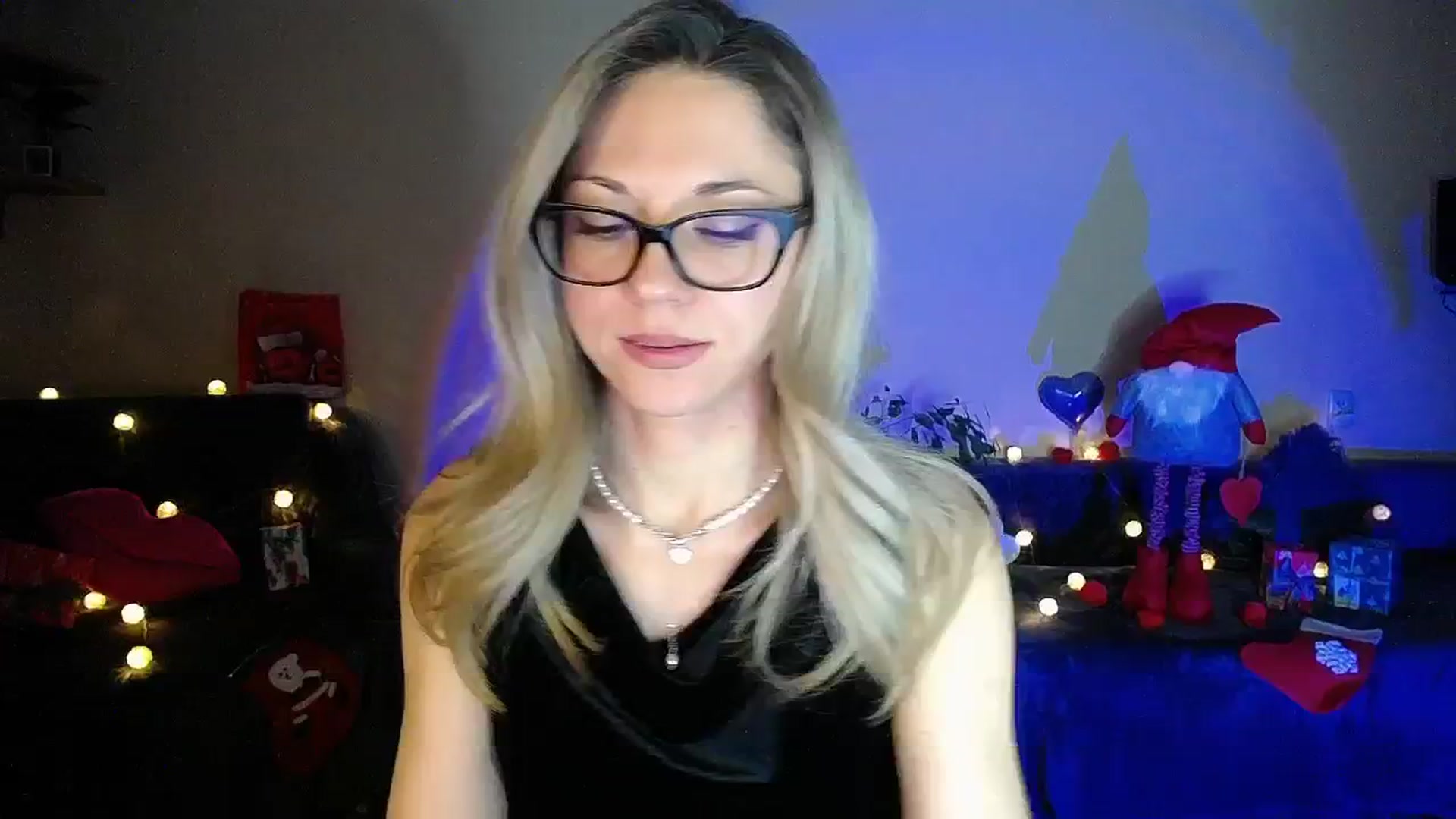 Gallery image thumbnail from Sunshine_alis's myfreecams stream on, 12/29/2025, 20:20 image 15 of 20