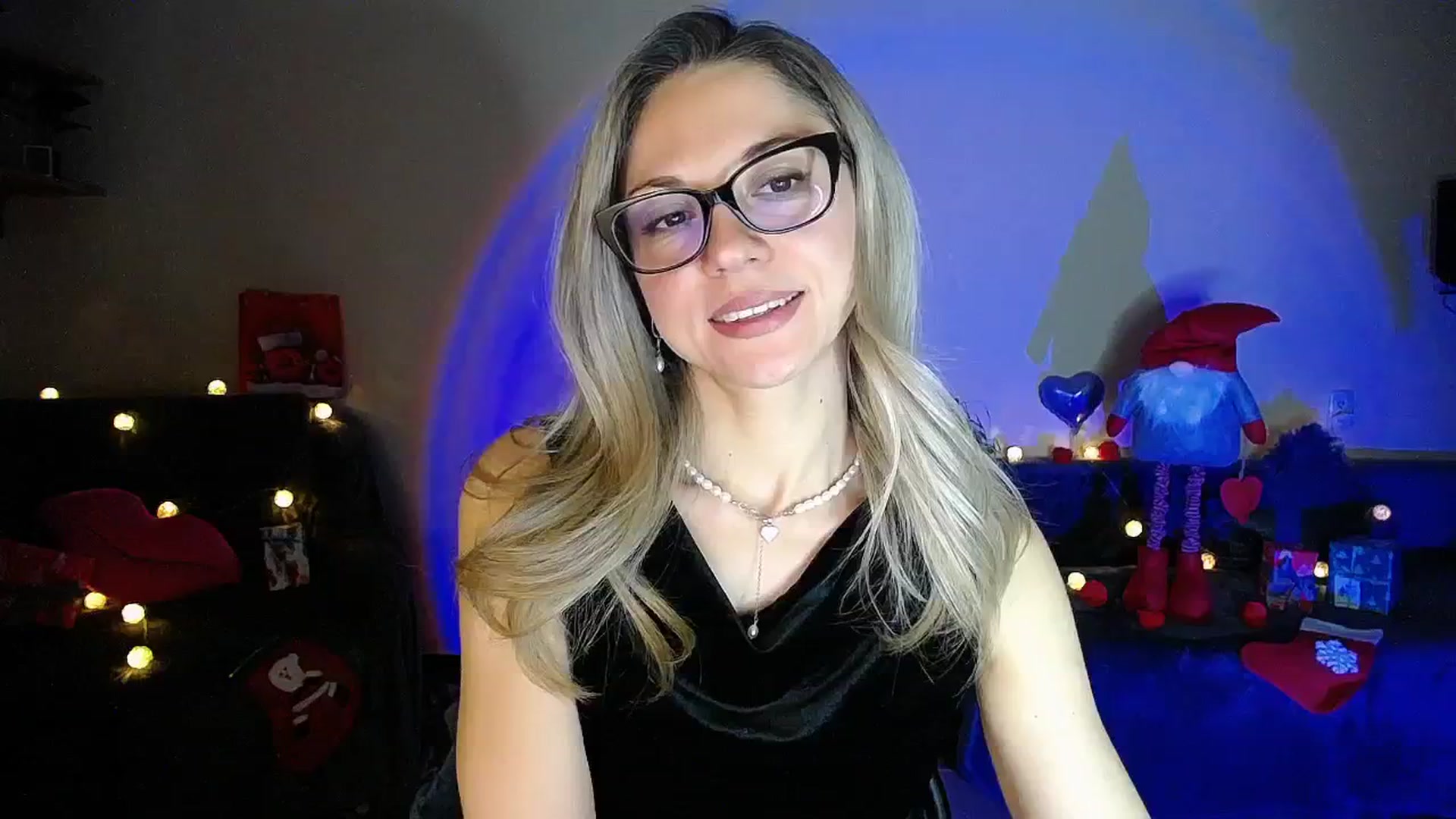 Gallery image thumbnail from Sunshine_alis's myfreecams stream on, 12/29/2025, 20:20 image 9 of 20