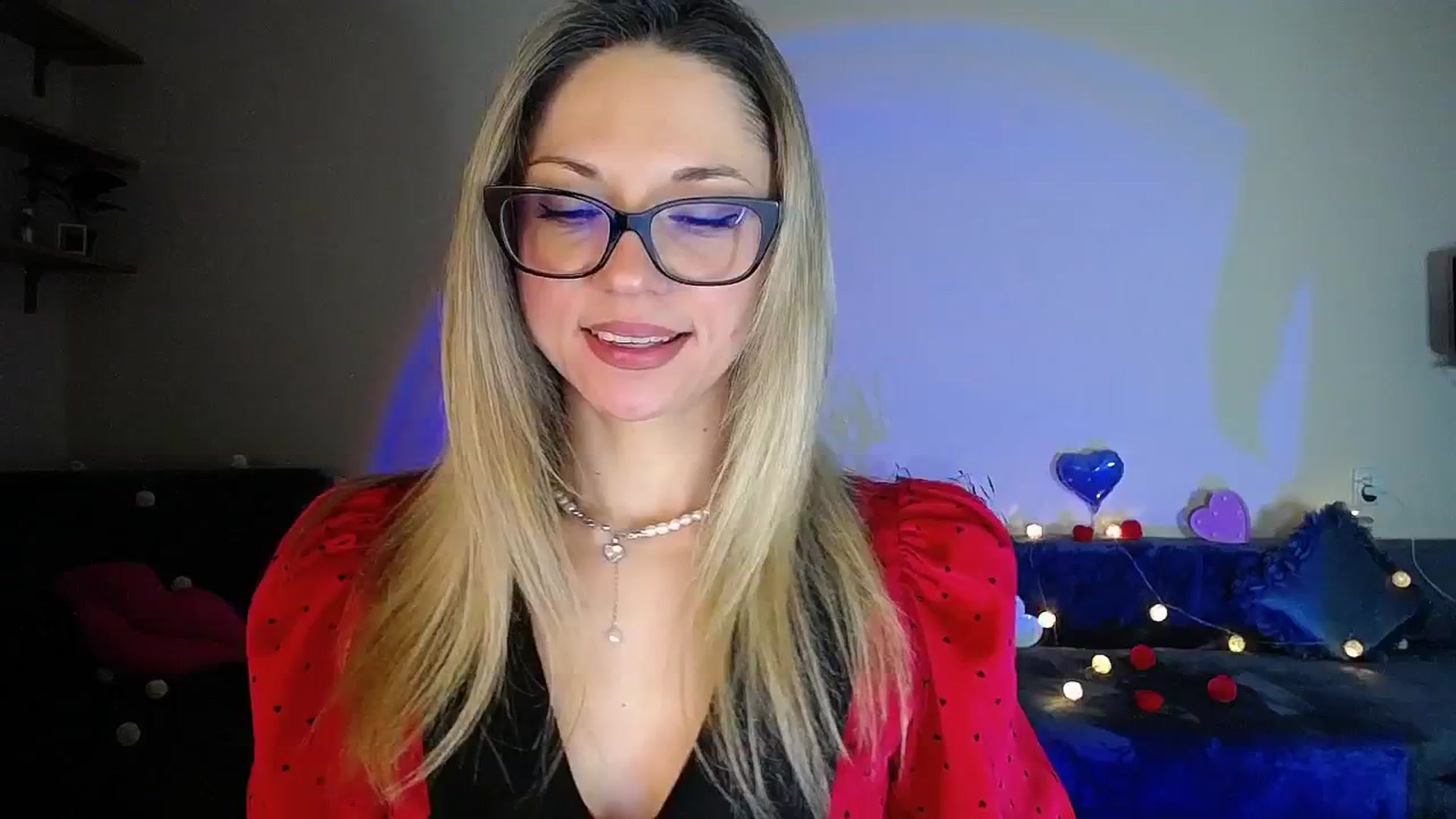 Gallery image thumbnail from Sunshine_alis's myfreecams stream on, 01/21/2026, 18:54 image 12 of 20