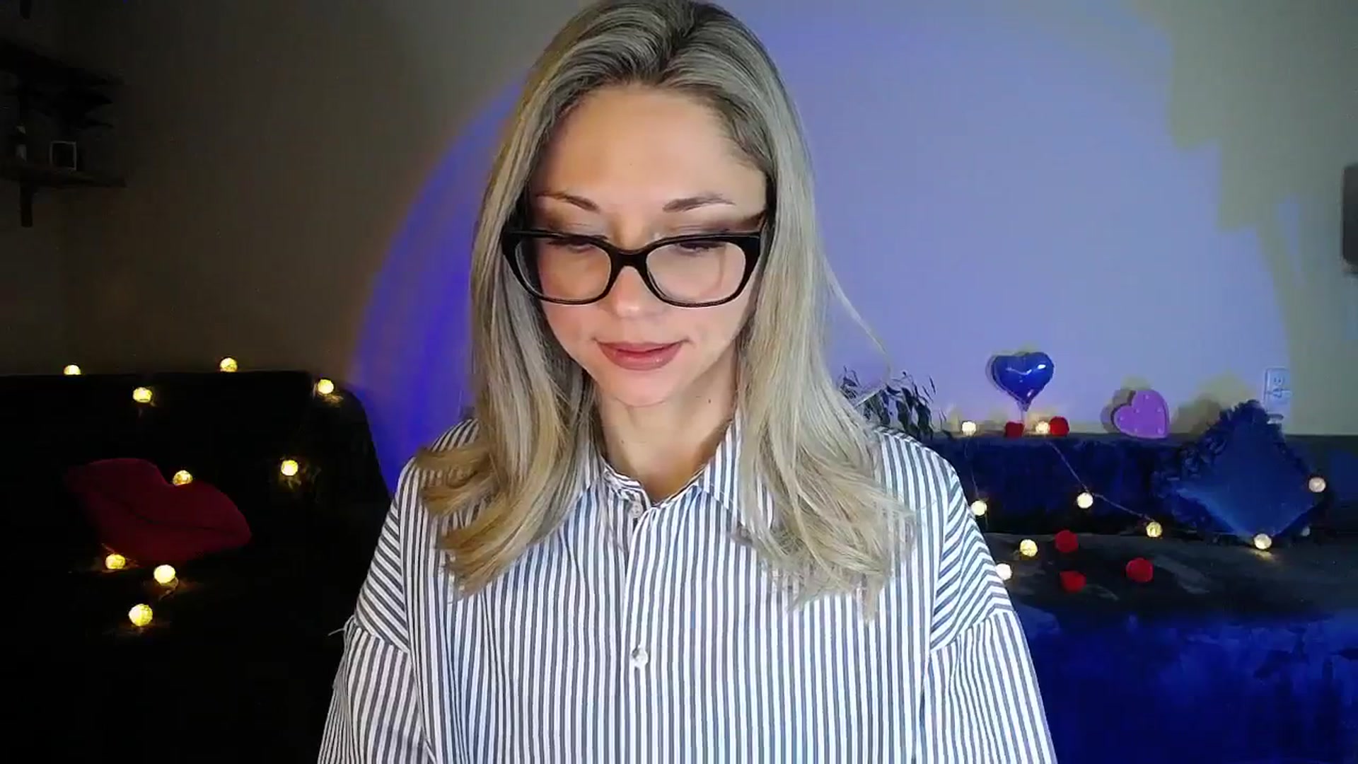 Gallery image thumbnail from Sunshine_alis's myfreecams stream on, 01/26/2026, 19:59 image 10 of 20