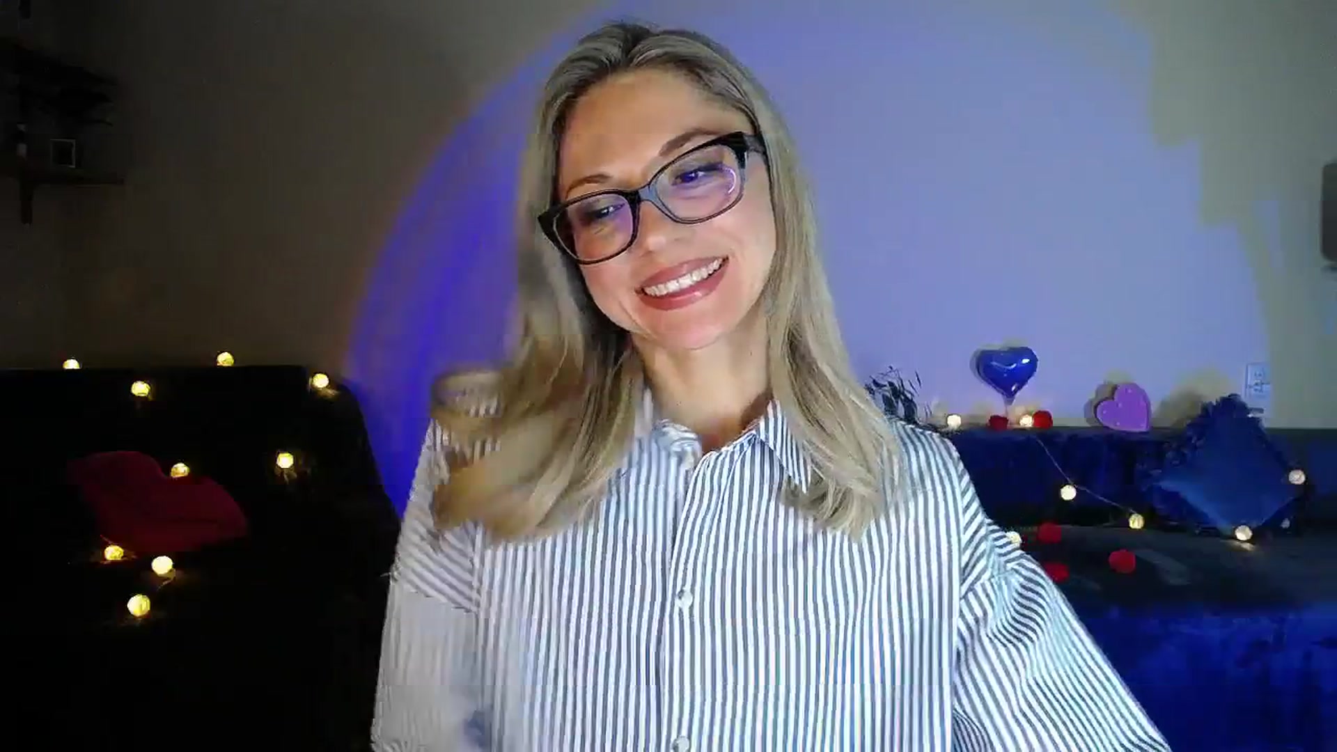 Gallery image thumbnail from Sunshine_alis's myfreecams stream on, 01/26/2026, 19:59 image 4 of 20