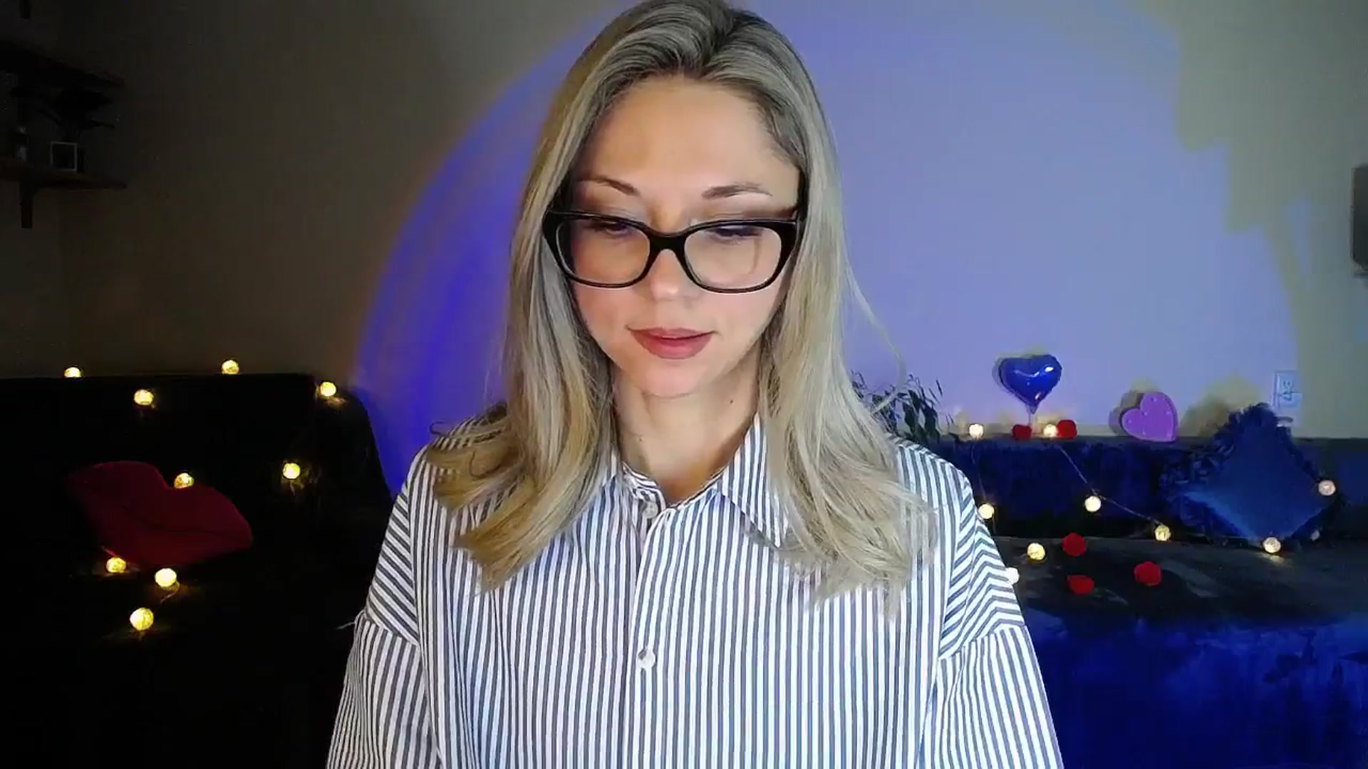 Gallery image thumbnail from Sunshine_alis's myfreecams stream on, 01/26/2026, 19:59 image 14 of 20