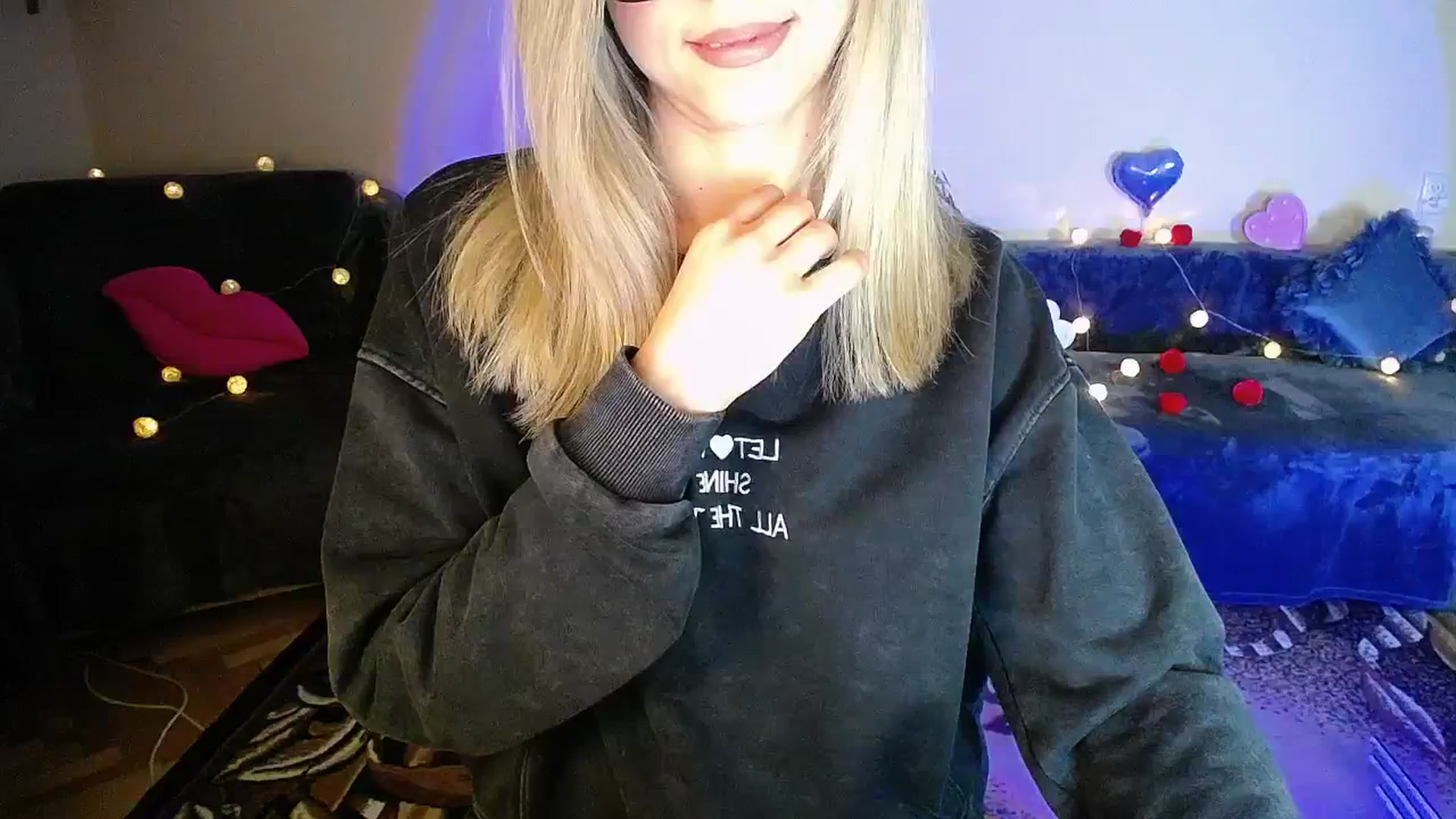 Gallery image thumbnail from Sunshine_alis's myfreecams stream on, 02/08/2026, 21:18 image 16 of 20