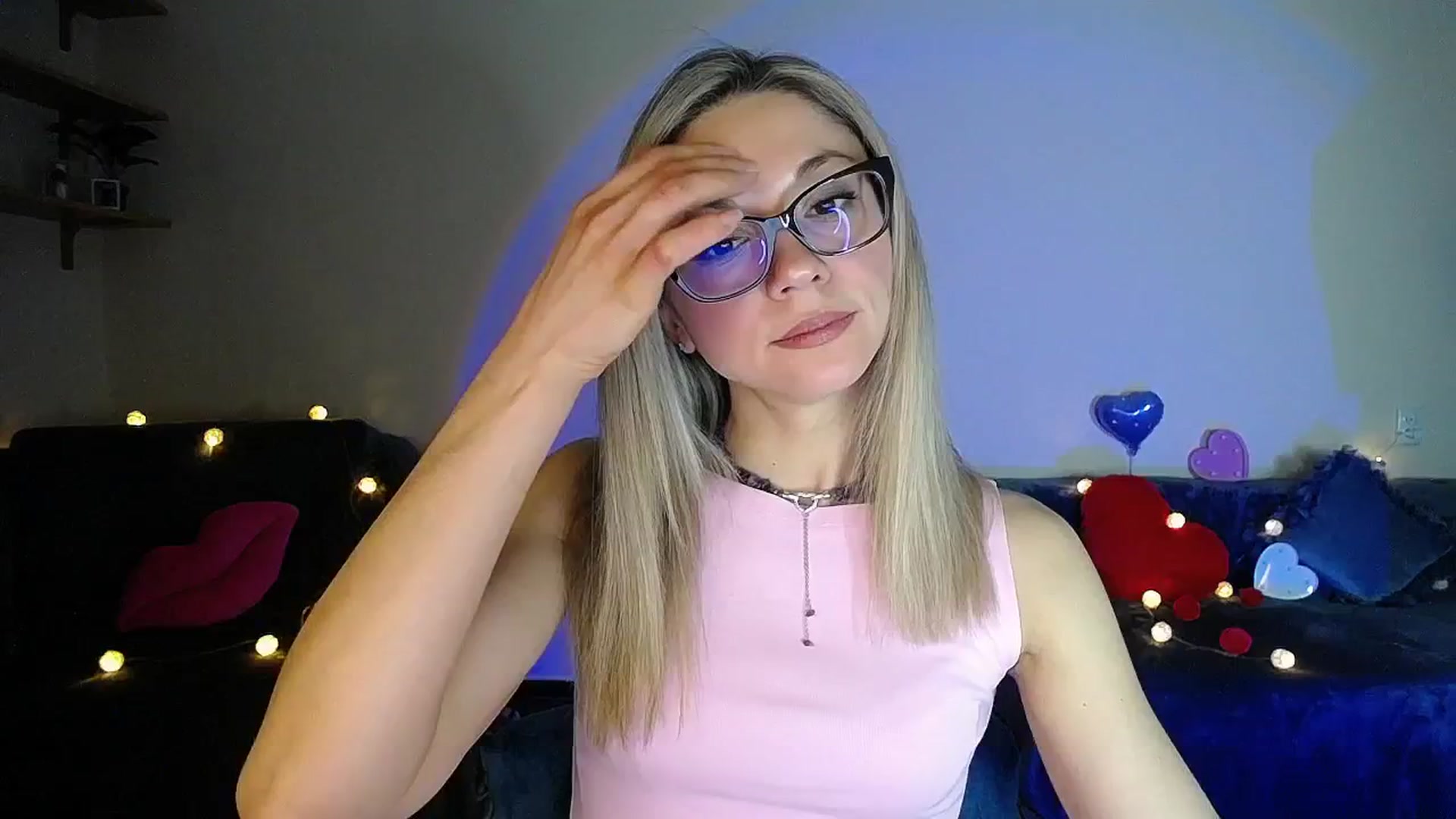 Gallery image thumbnail from Sunshine_alis's myfreecams stream on, 02/11/2026, 20:13 image 10 of 20