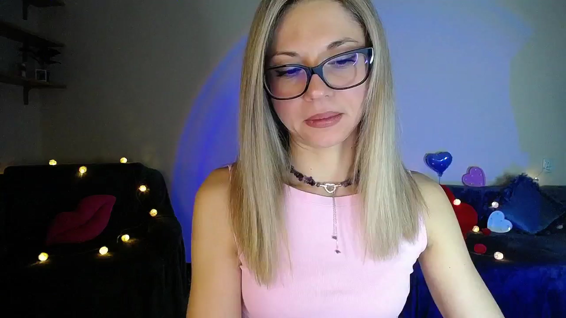 Gallery image thumbnail from Sunshine_alis's myfreecams stream on, 02/11/2026, 20:13 image 16 of 20