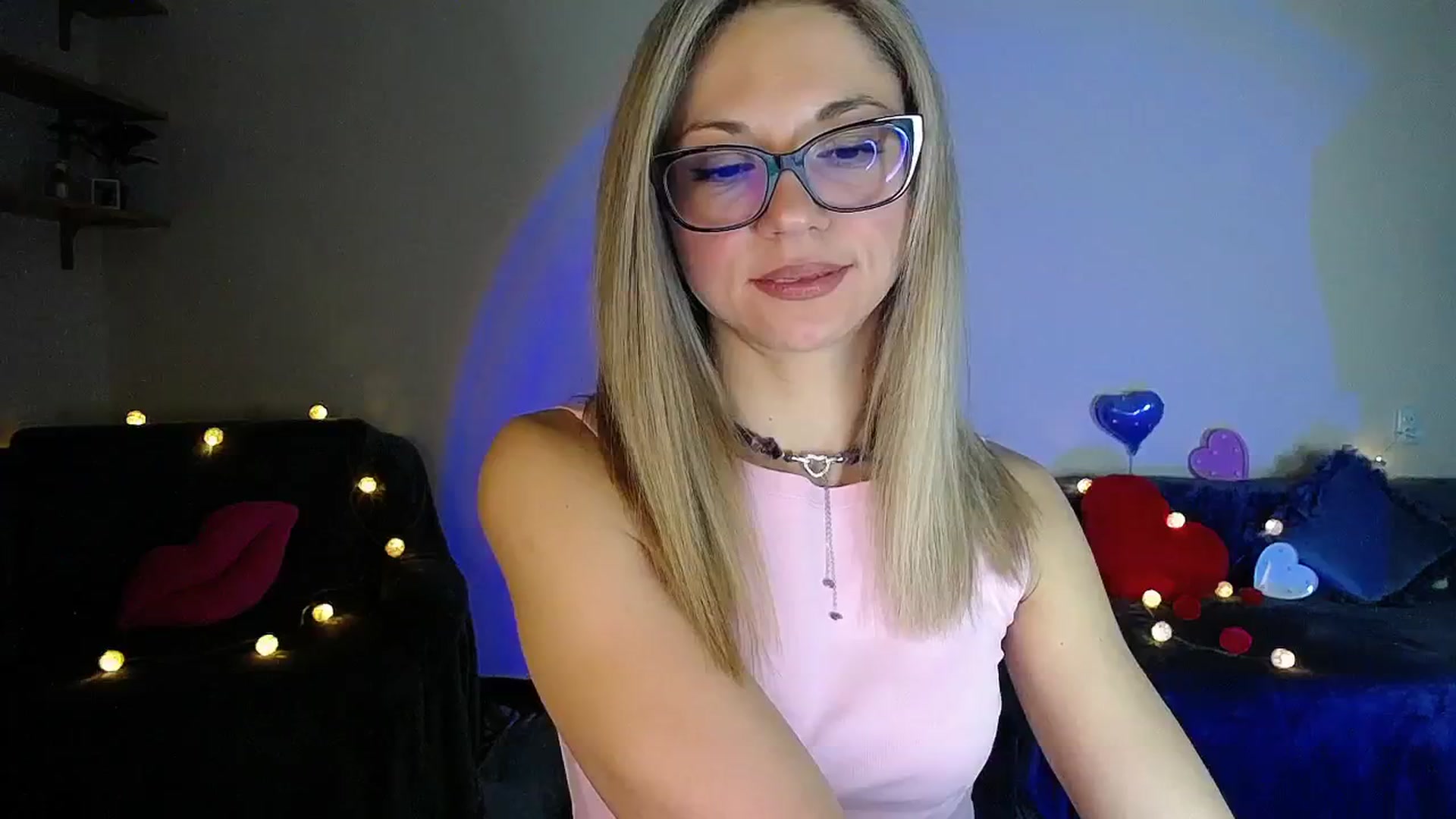 Gallery image thumbnail from Sunshine_alis's myfreecams stream on, 02/11/2026, 20:13 image 15 of 20