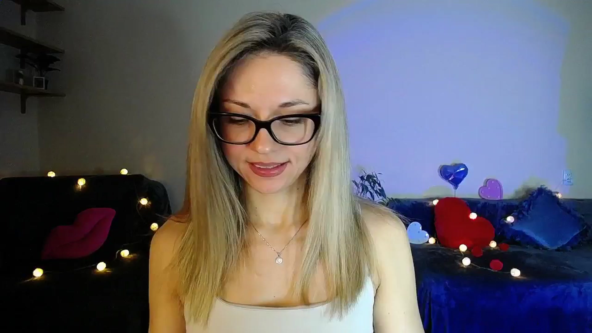 Gallery image thumbnail from Sunshine_alis's myfreecams stream on, 02/28/2026, 20:07 image 16 of 20