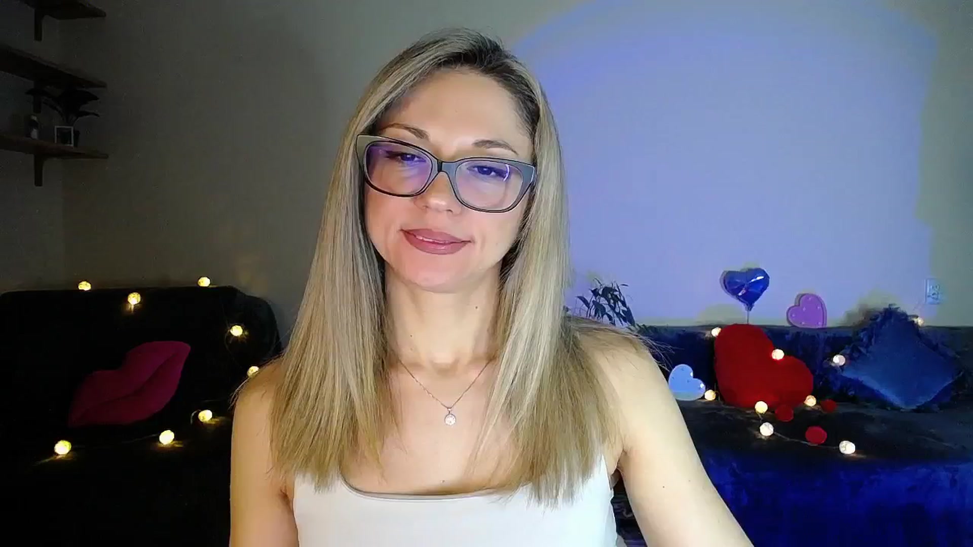 Gallery image thumbnail from Sunshine_alis's myfreecams stream on, 02/28/2026, 20:07 image 12 of 20
