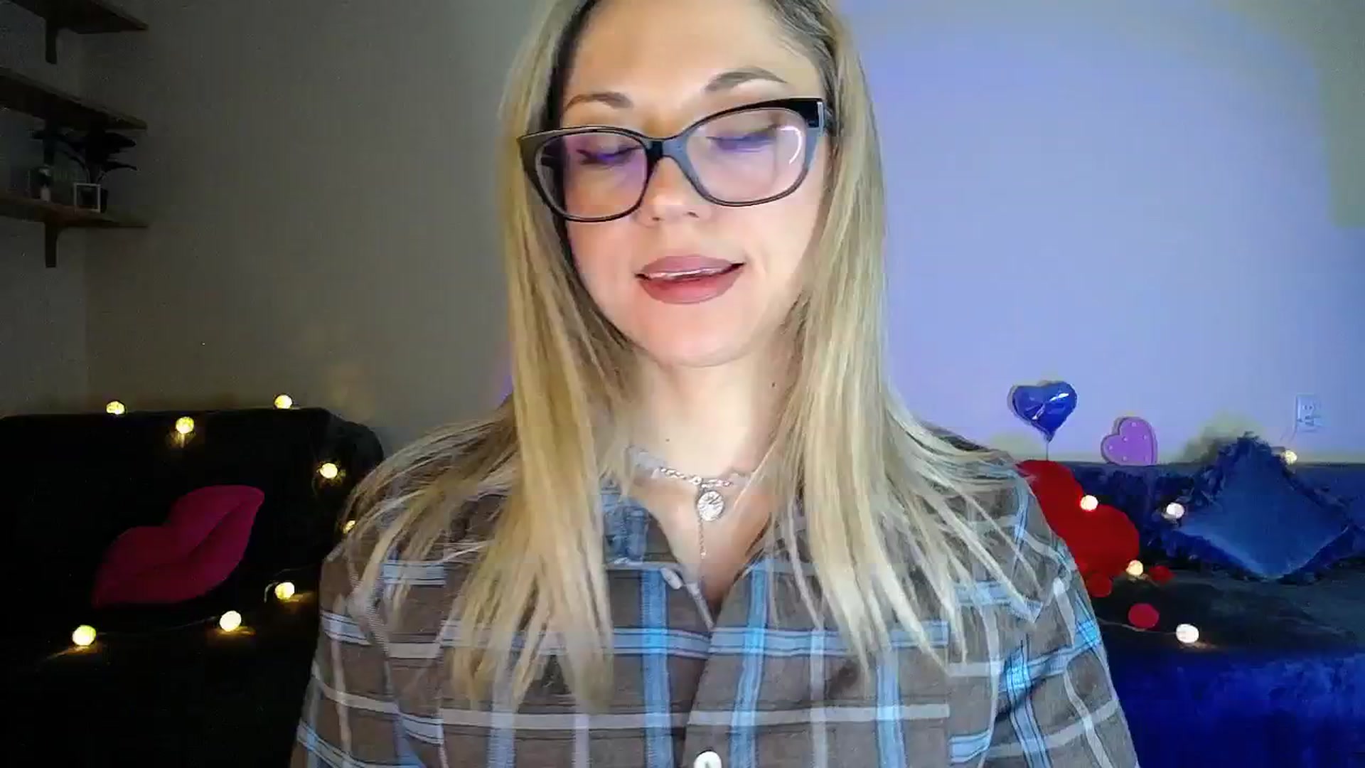 Gallery image thumbnail from Sunshine_alis's myfreecams stream on, 03/02/2026, 21:13 image 17 of 20