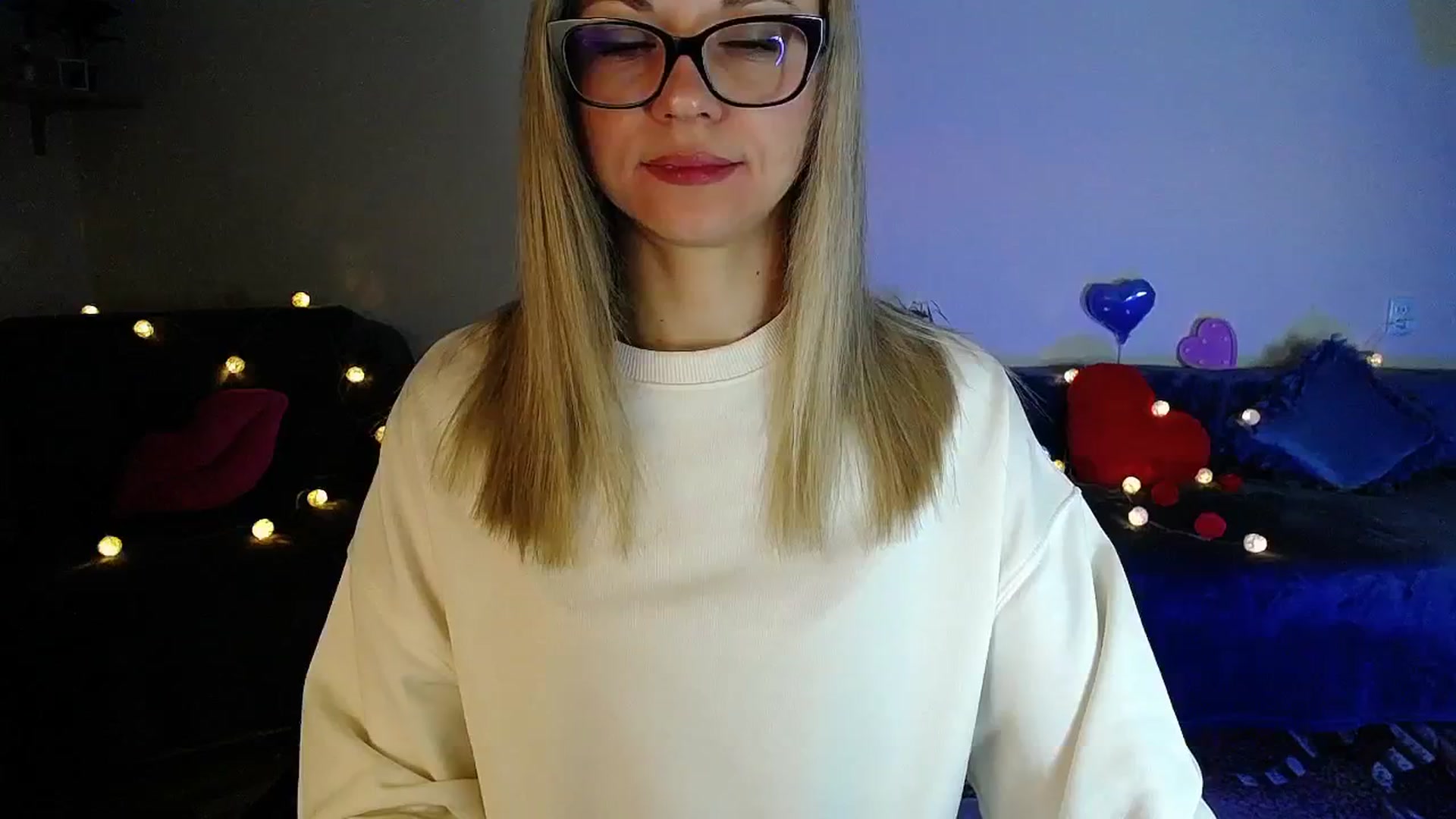 Gallery image thumbnail from Sunshine_alis's myfreecams stream on, 03/11/2026, 21:43 image 1 of 20