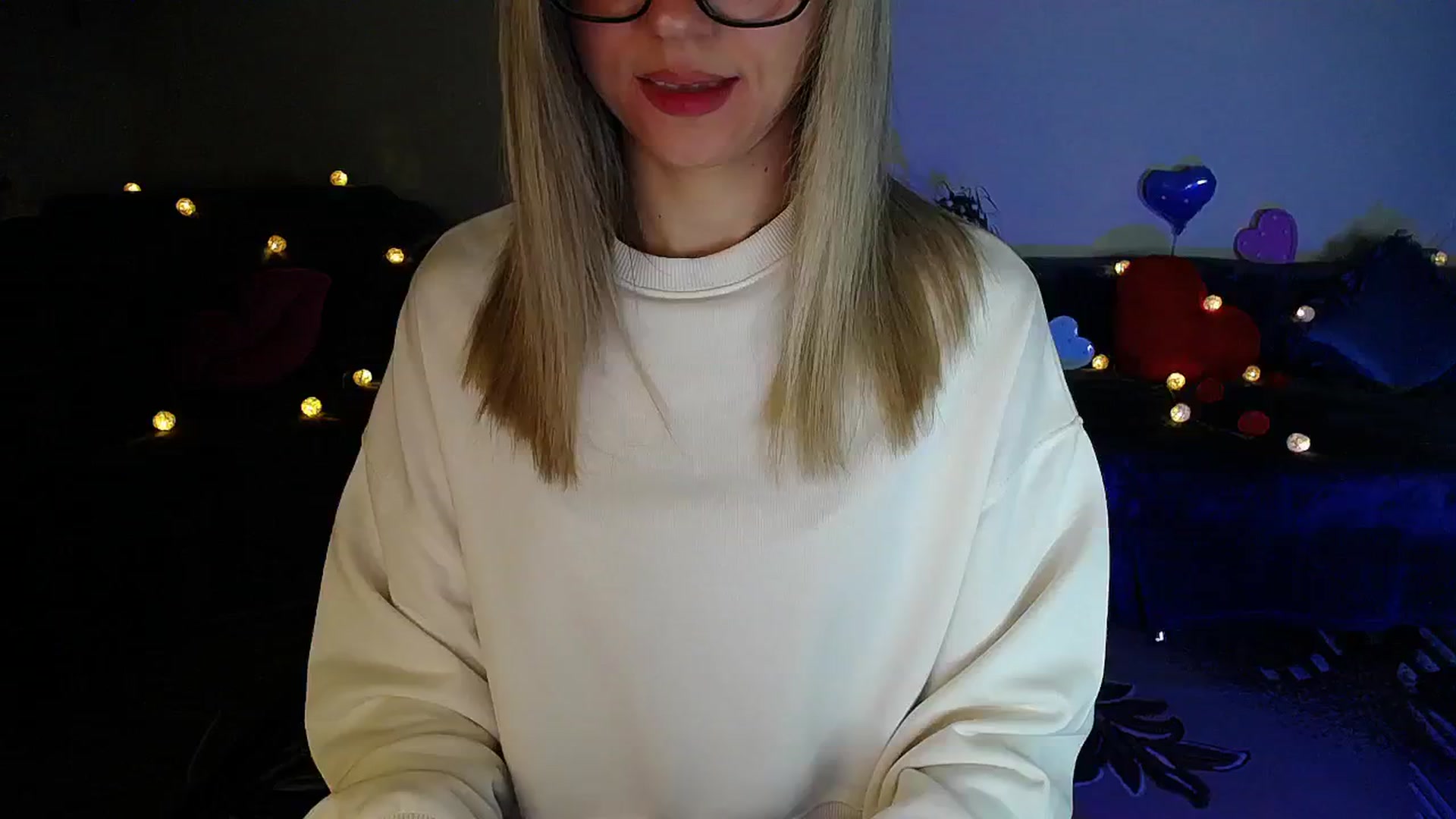 Gallery image thumbnail from Sunshine_alis's myfreecams stream on, 03/11/2026, 21:43 image 18 of 20