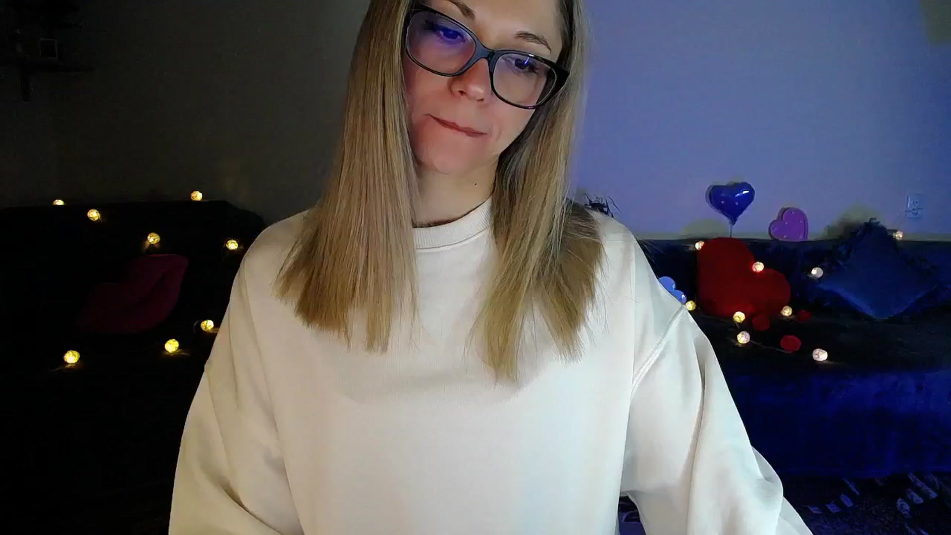 Gallery image thumbnail from Sunshine_alis's myfreecams stream on, 03/11/2026, 21:43 image 4 of 20