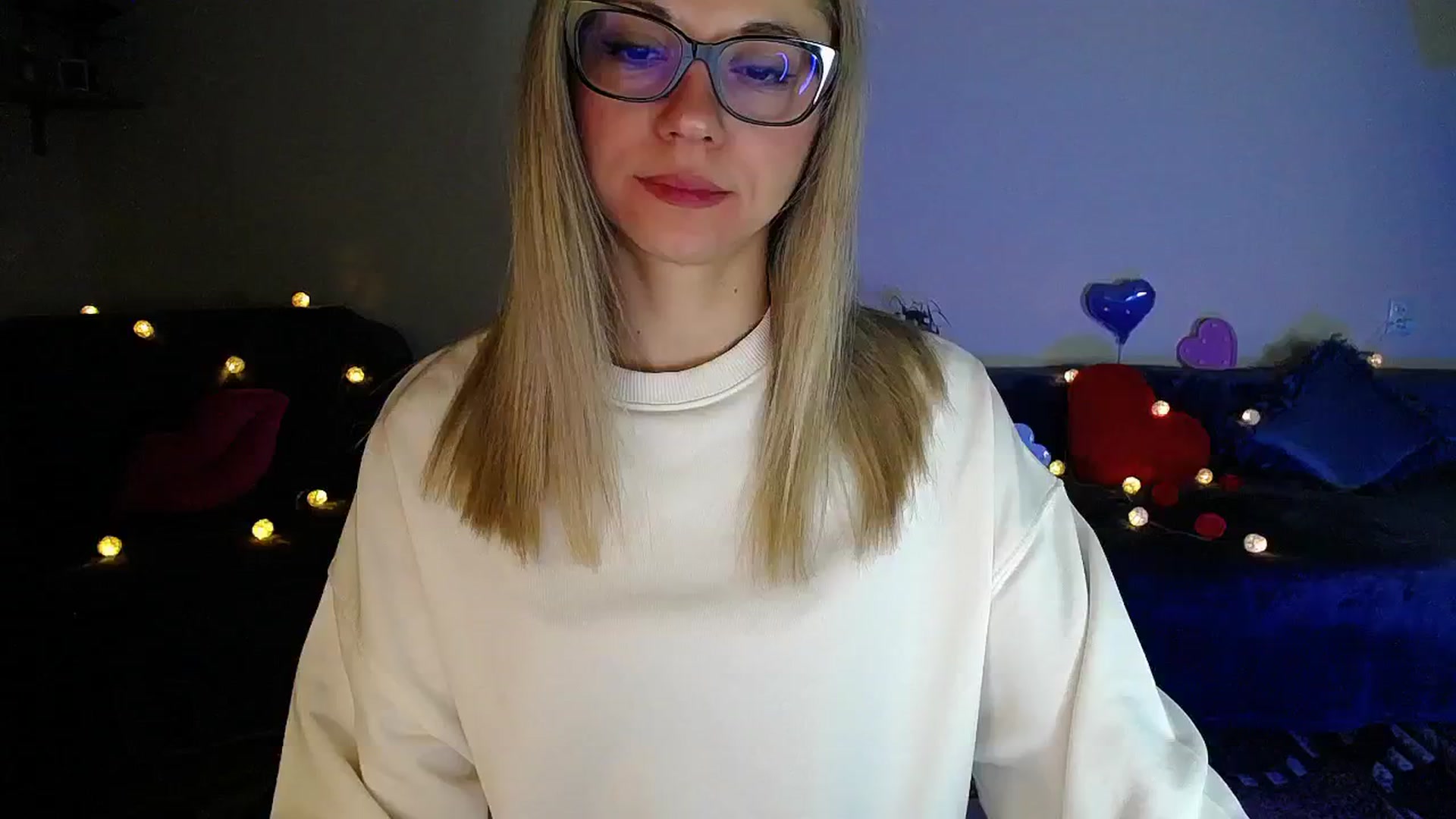 Gallery image thumbnail from Sunshine_alis's myfreecams stream on, 03/11/2026, 21:43 image 10 of 20