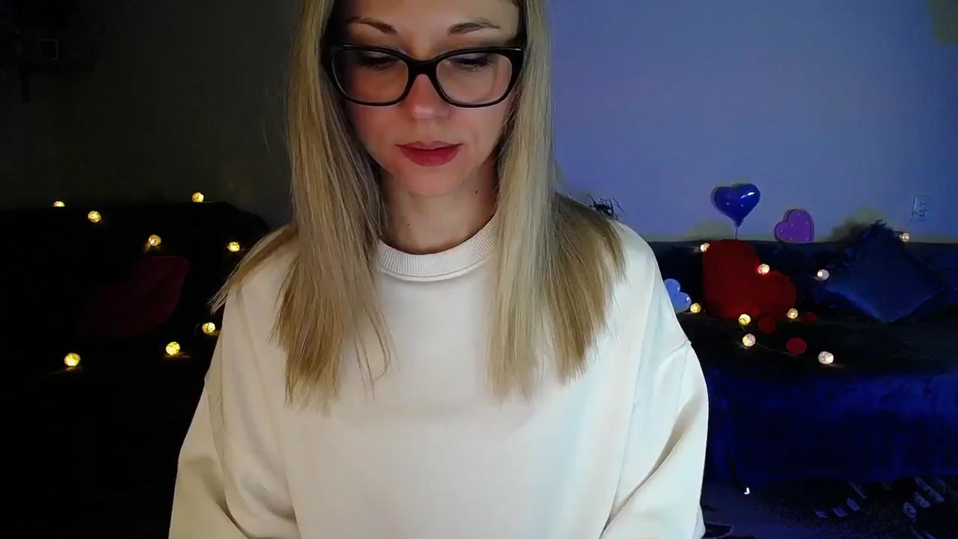 Gallery image thumbnail from Sunshine_alis's myfreecams stream on, 03/11/2026, 21:43 image 9 of 20