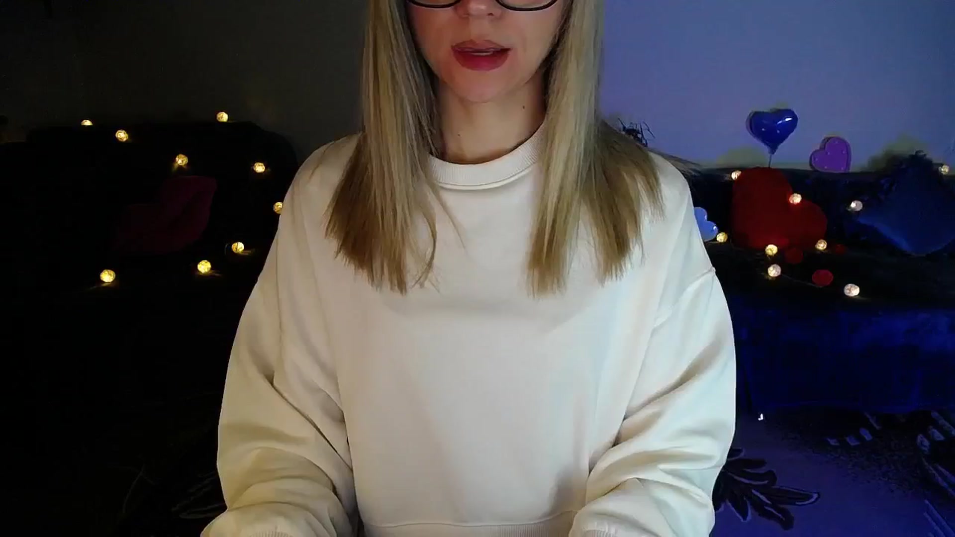 Gallery image thumbnail from Sunshine_alis's myfreecams stream on, 03/11/2026, 21:43 image 15 of 20