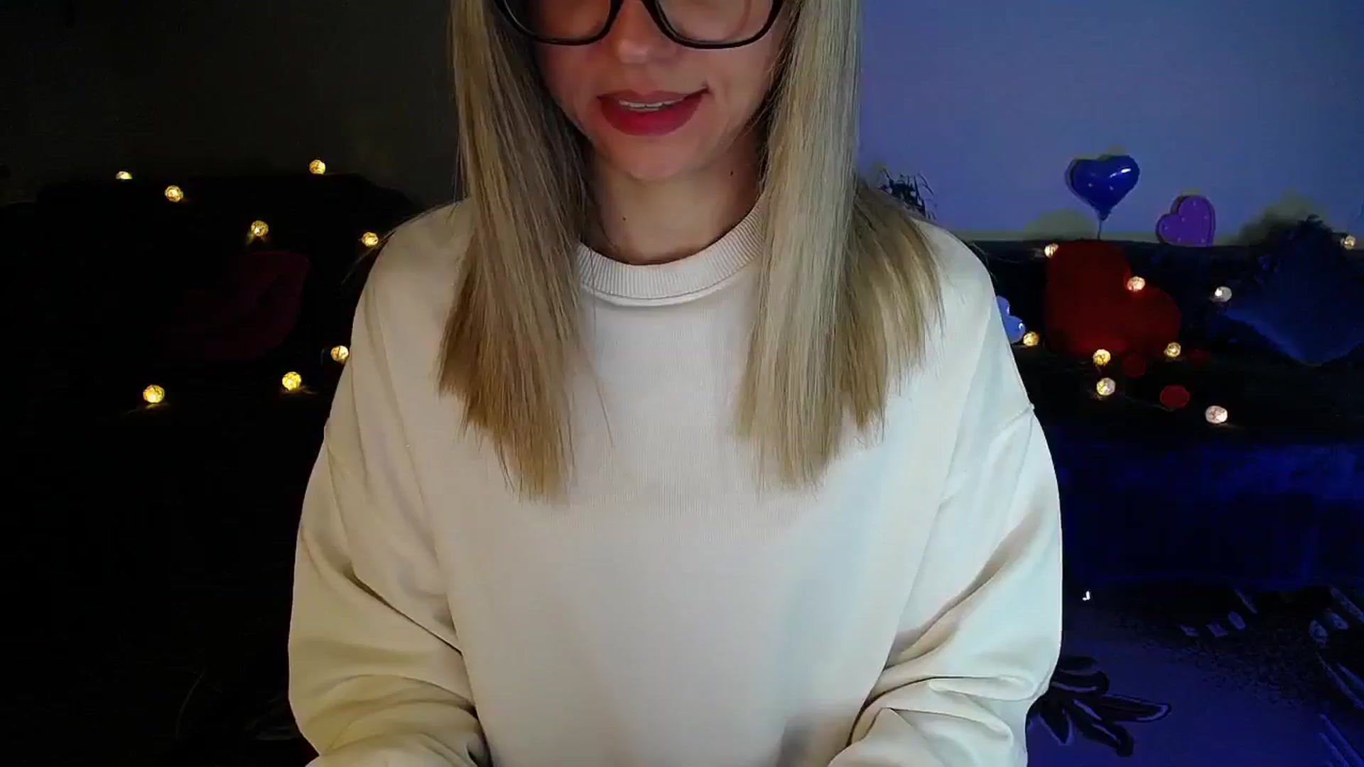 Gallery image thumbnail from Sunshine_alis's myfreecams stream on, 03/11/2026, 21:43 image 17 of 20