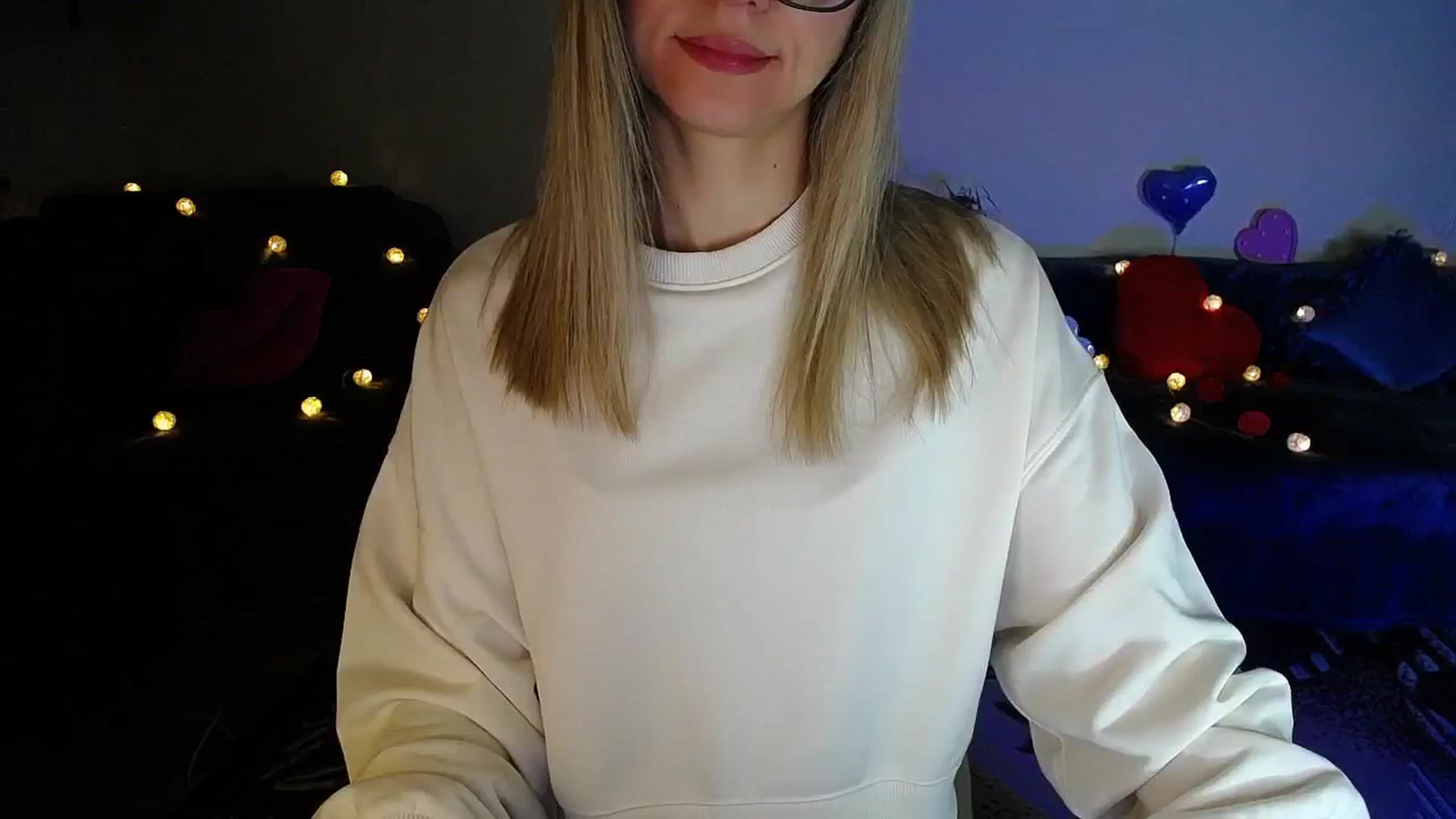 Gallery image thumbnail from Sunshine_alis's myfreecams stream on, 03/11/2026, 21:43 image 13 of 20