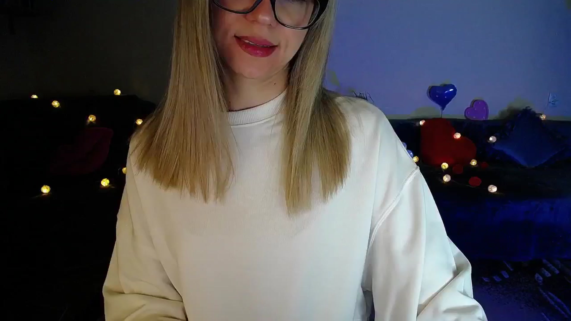 Gallery image thumbnail from Sunshine_alis's myfreecams stream on, 03/11/2026, 22:37 image 17 of 20