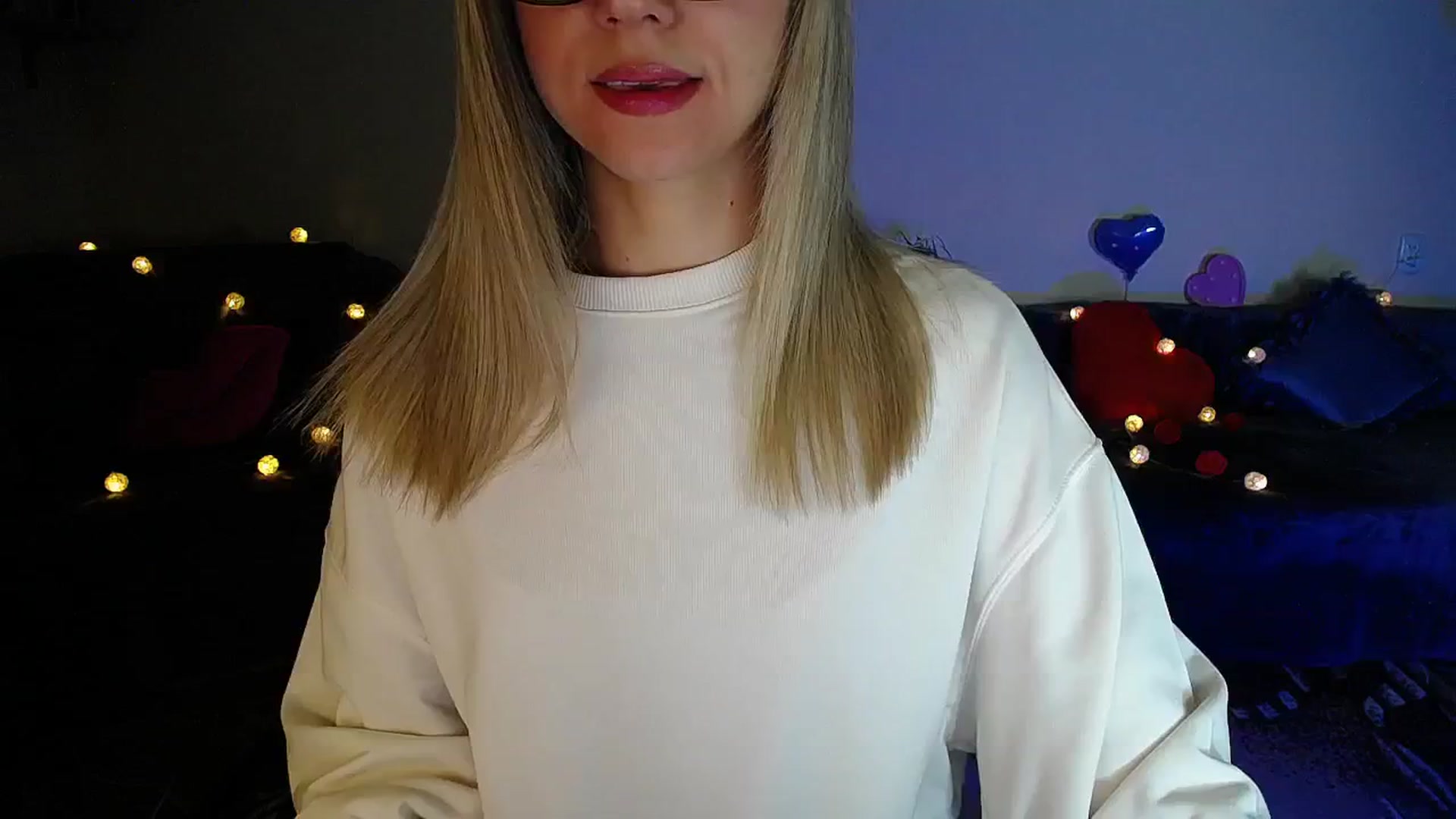 Gallery image thumbnail from Sunshine_alis's myfreecams stream on, 03/11/2026, 22:37 image 14 of 20