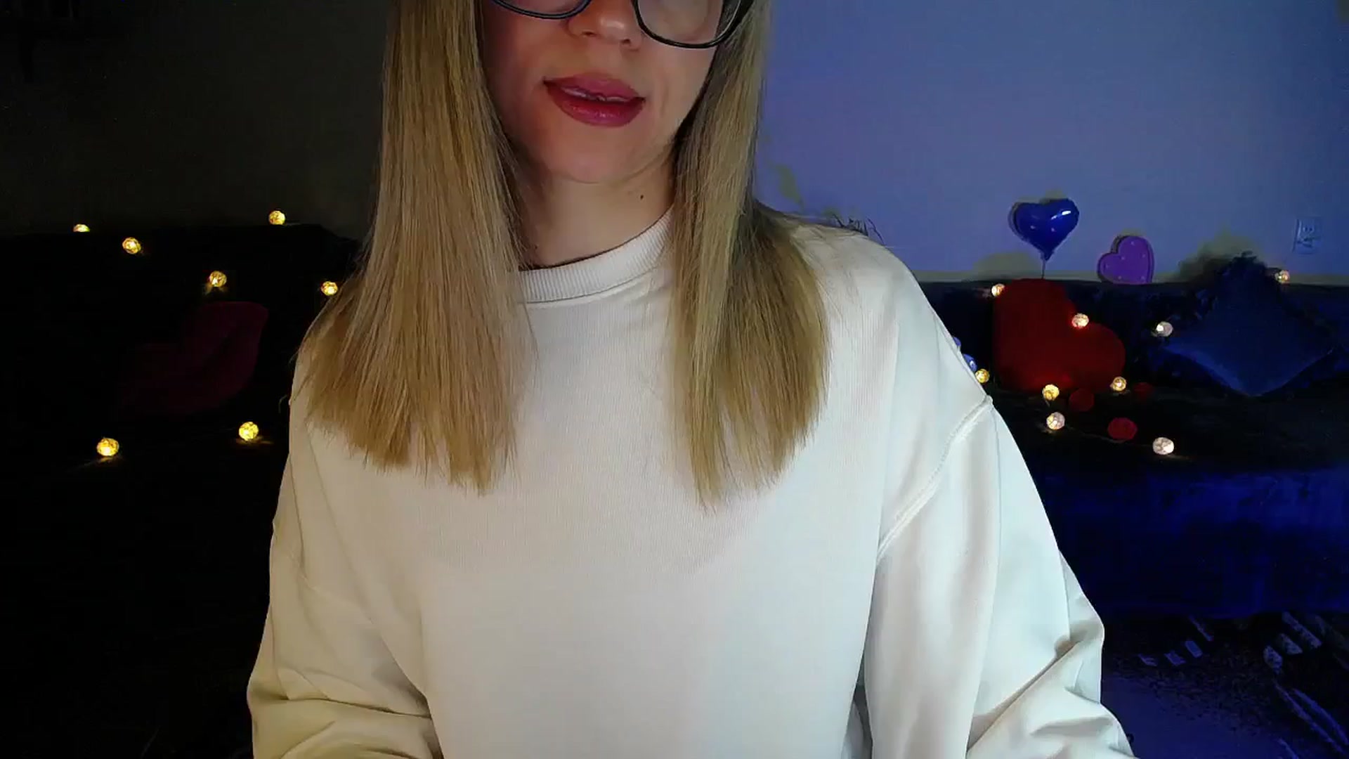 Gallery image thumbnail from Sunshine_alis's myfreecams stream on, 03/11/2026, 22:37 image 16 of 20
