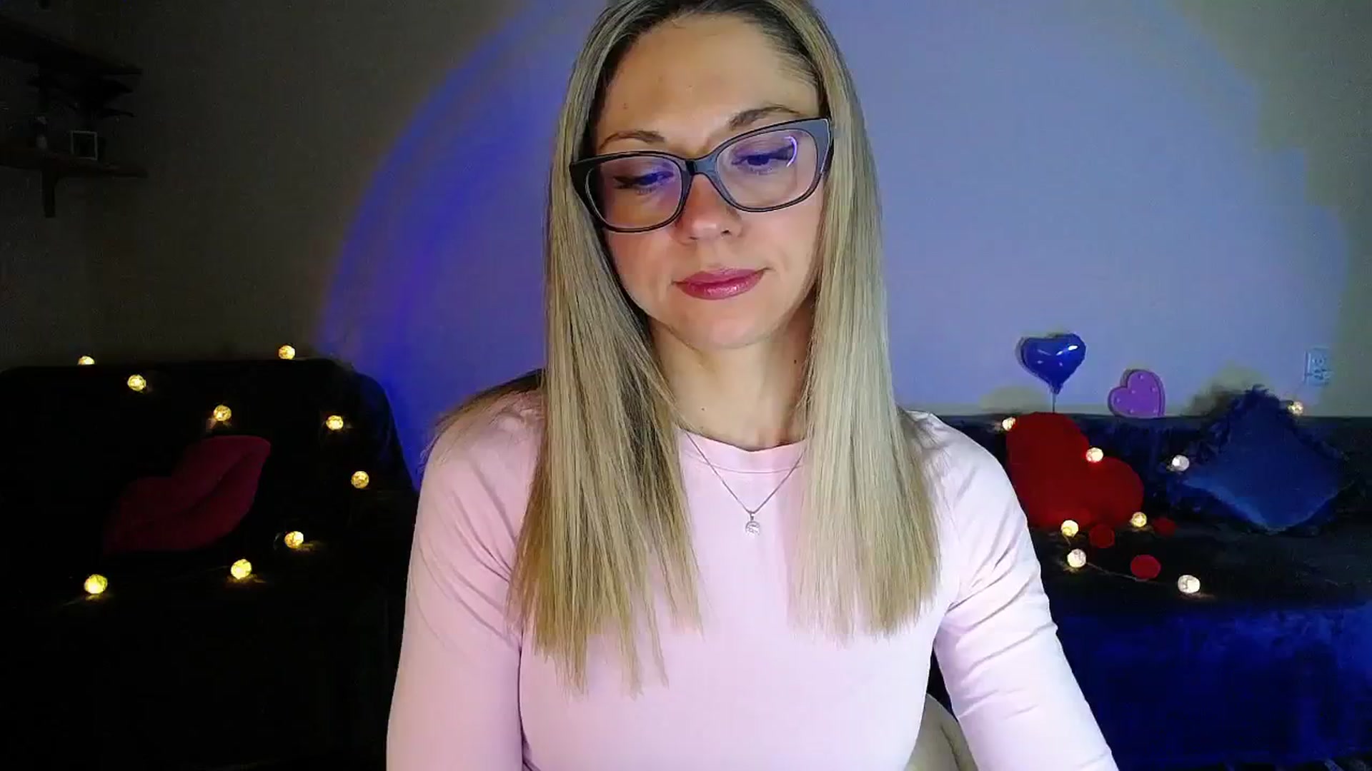 Gallery image thumbnail from Sunshine_alis's myfreecams stream on, 03/13/2026, 20:21 image 18 of 20