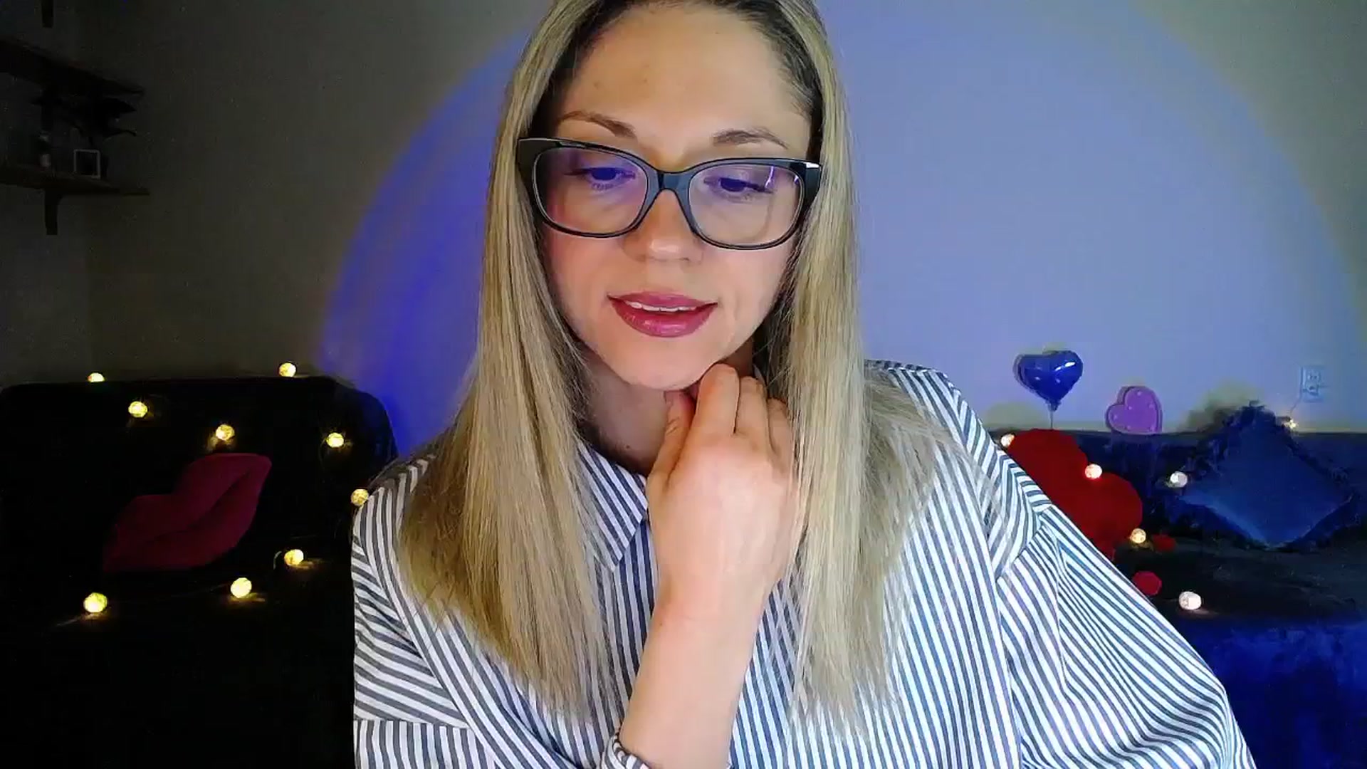 Gallery image thumbnail from Sunshine_alis's myfreecams stream on, 03/16/2026, 20:53 image 12 of 20