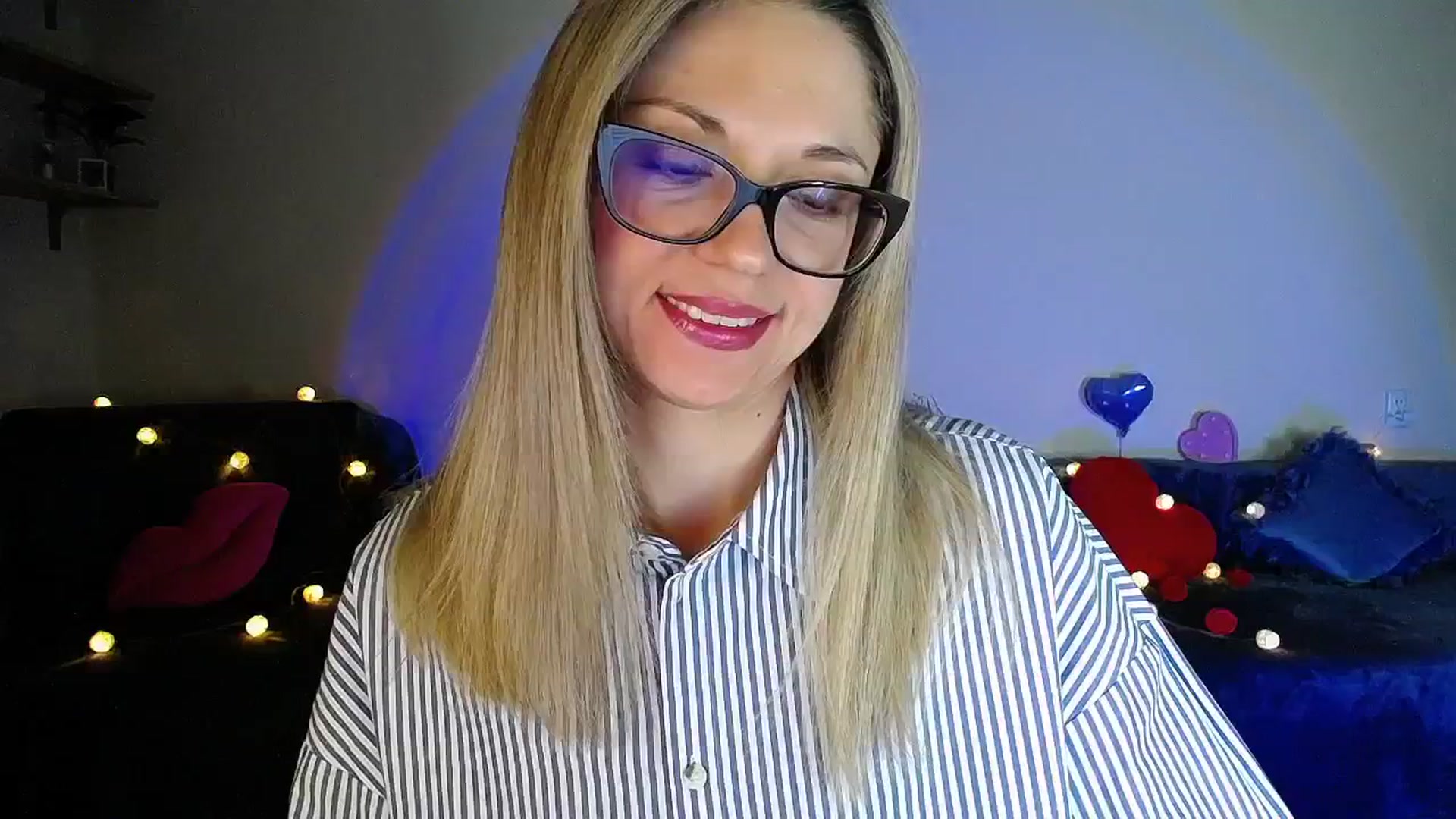 Gallery image thumbnail from Sunshine_alis's myfreecams stream on, 03/16/2026, 20:53 image 16 of 20