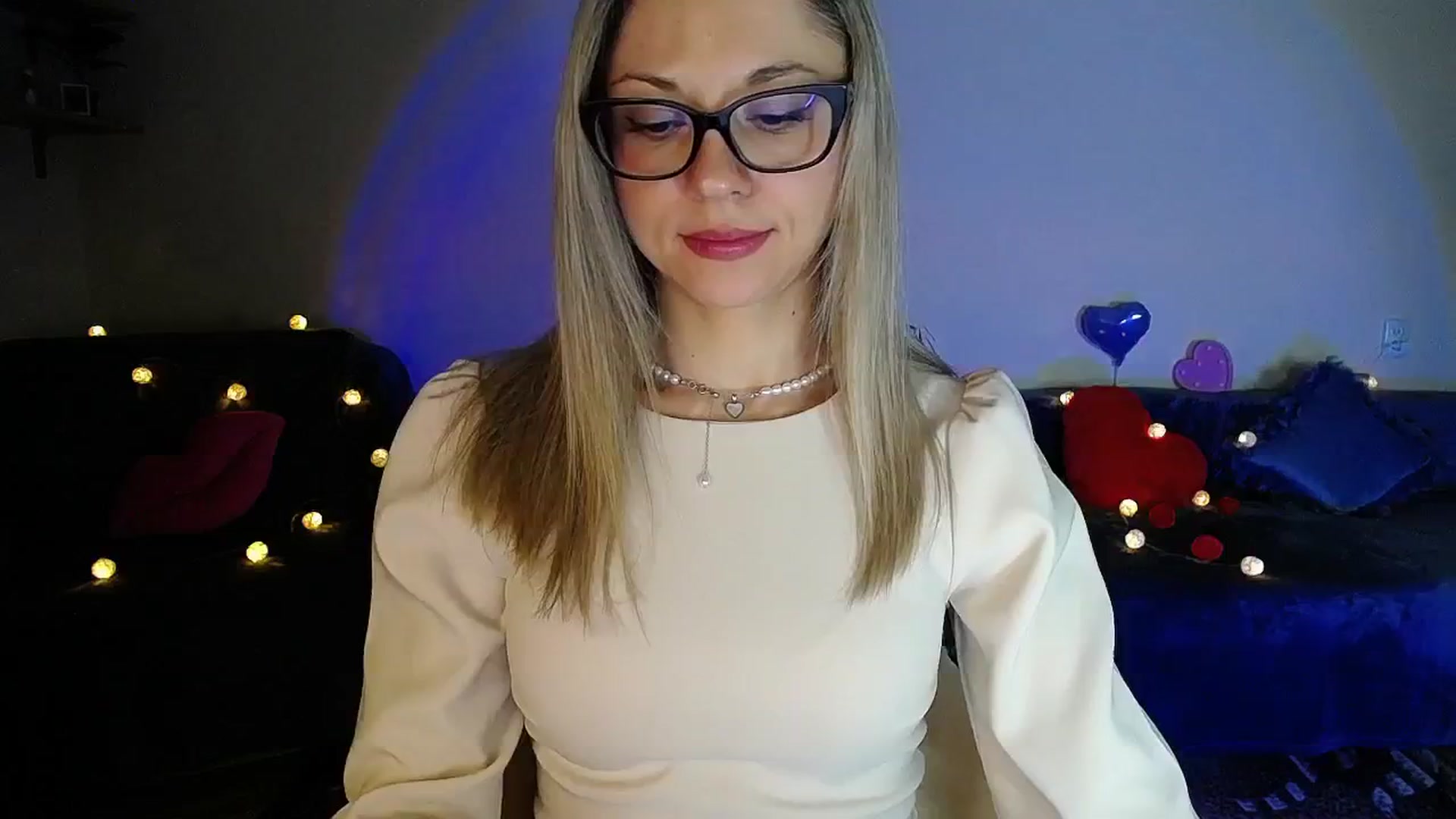 Gallery image thumbnail from Sunshine_alis's myfreecams stream on, 03/29/2026, 19:06 image 16 of 20
