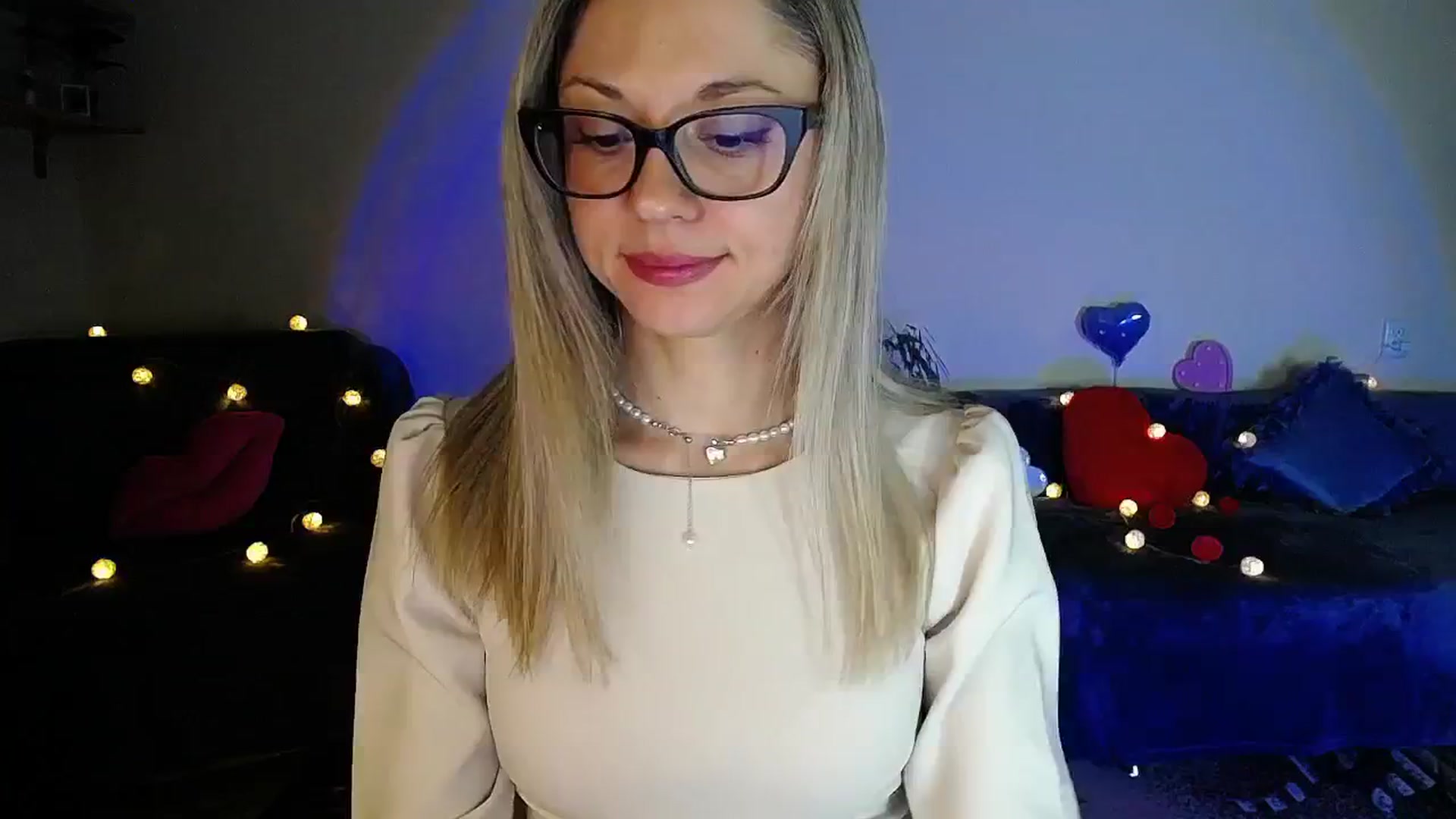 Gallery image thumbnail from Sunshine_alis's myfreecams stream on, 03/29/2026, 19:06 image 9 of 20