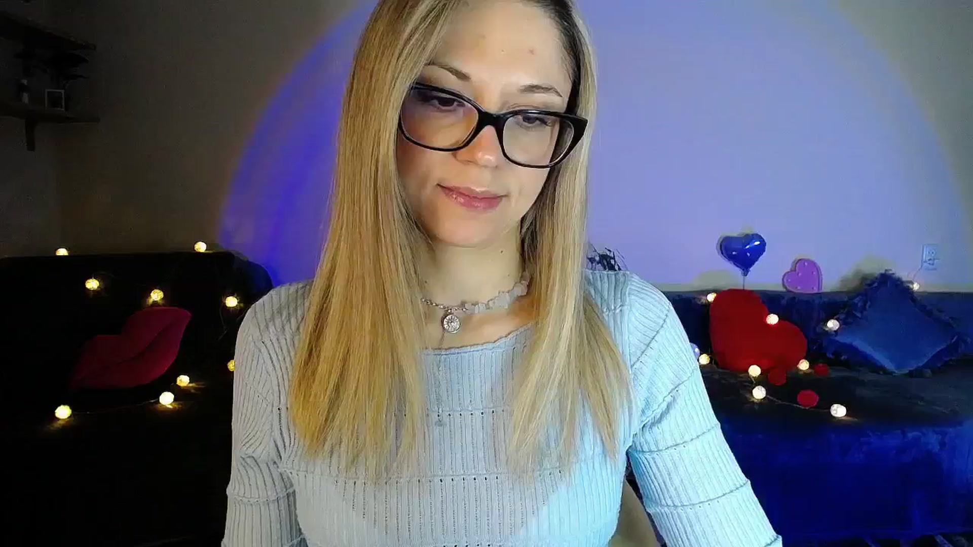 Gallery image thumbnail from Sunshine_alis's myfreecams stream on, 04/07/2026, 20:05 image 19 of 20