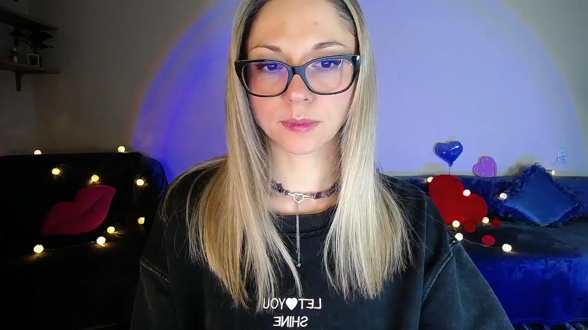 Gallery image thumbnail from Sunshine_alis's myfreecams stream on, 04/08/2026, 19:11 image 2 of 20