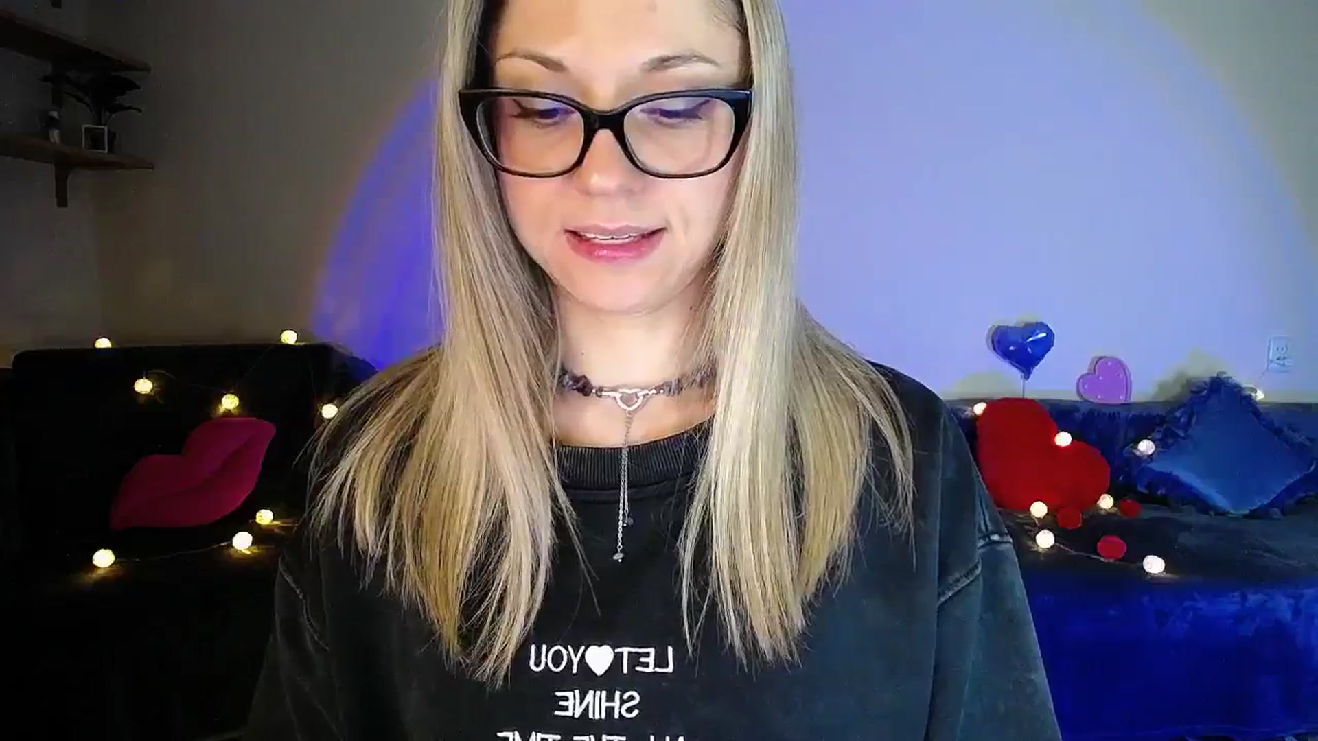 Gallery image thumbnail from Sunshine_alis's myfreecams stream on, 04/08/2026, 19:11 image 20 of 20