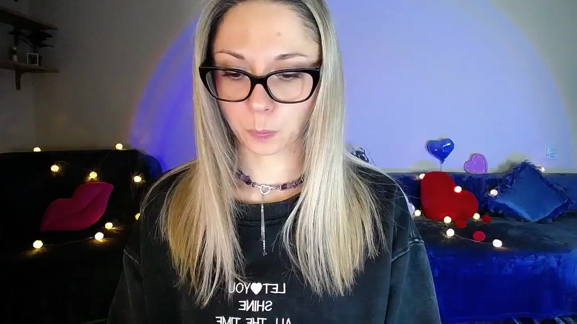 Gallery image thumbnail from Sunshine_alis's myfreecams stream on, 04/08/2026, 19:11 image 1 of 20