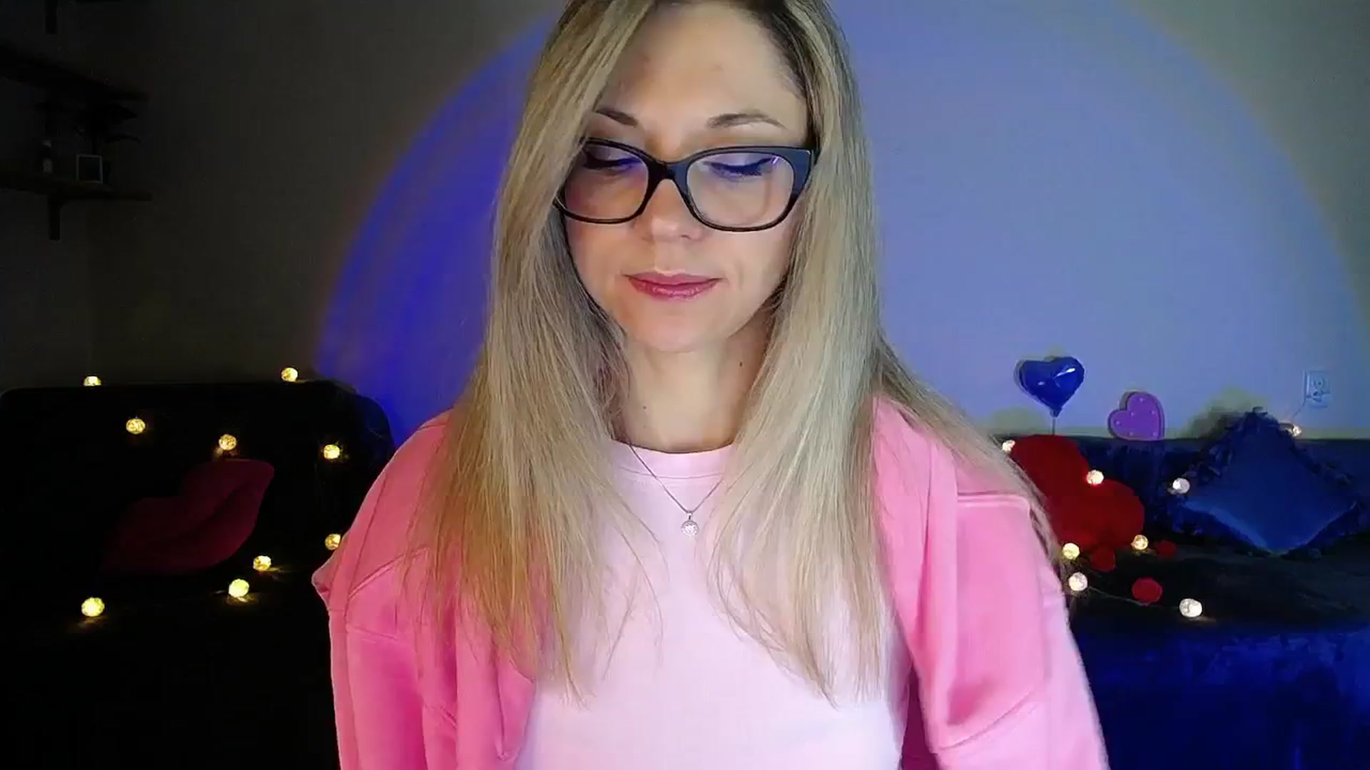 Gallery image thumbnail from Sunshine_alis's myfreecams stream on, 04/11/2026, 19:11 image 3 of 20