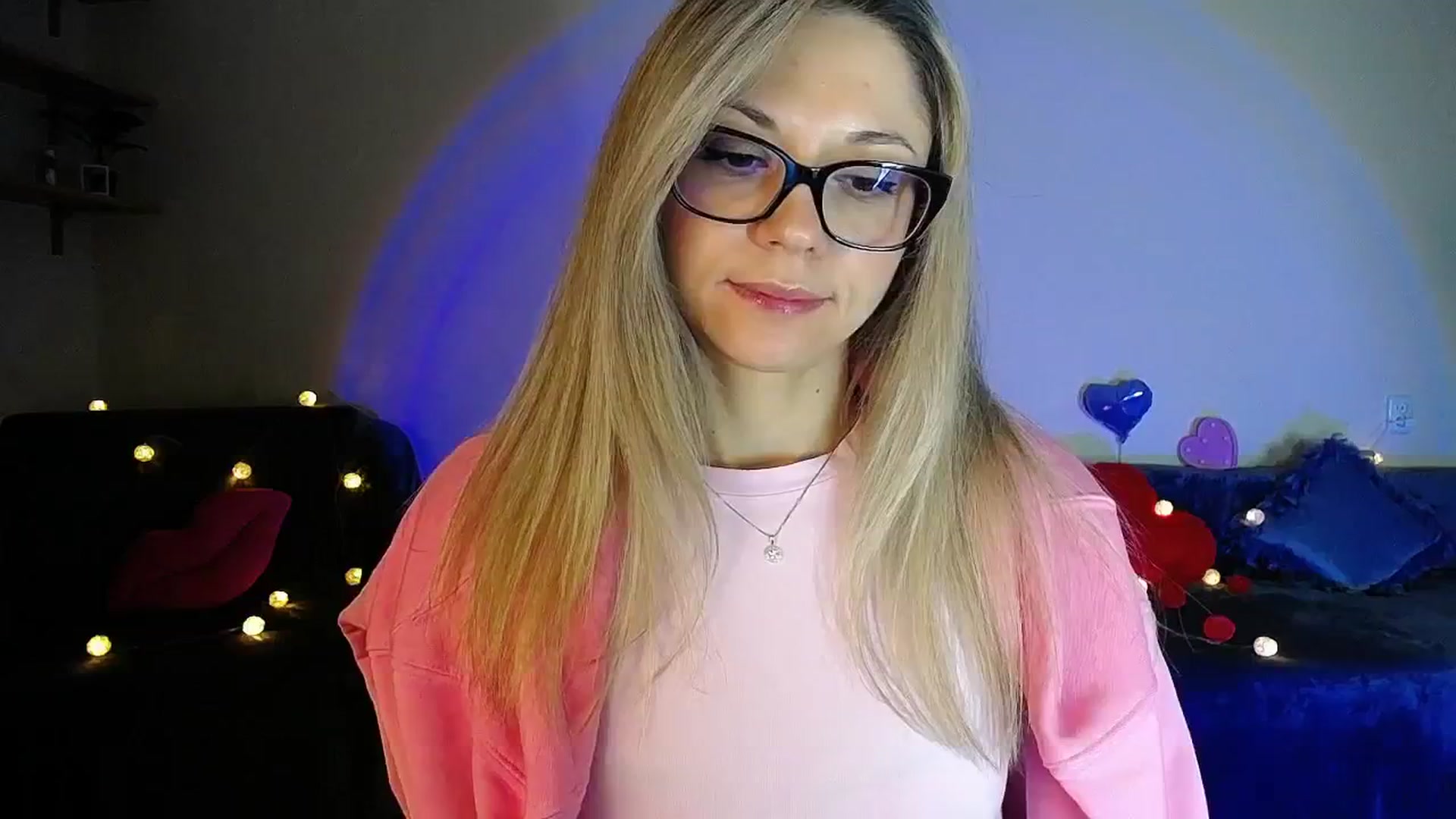 Gallery image thumbnail from Sunshine_alis's myfreecams stream on, 04/11/2026, 19:11 image 10 of 20