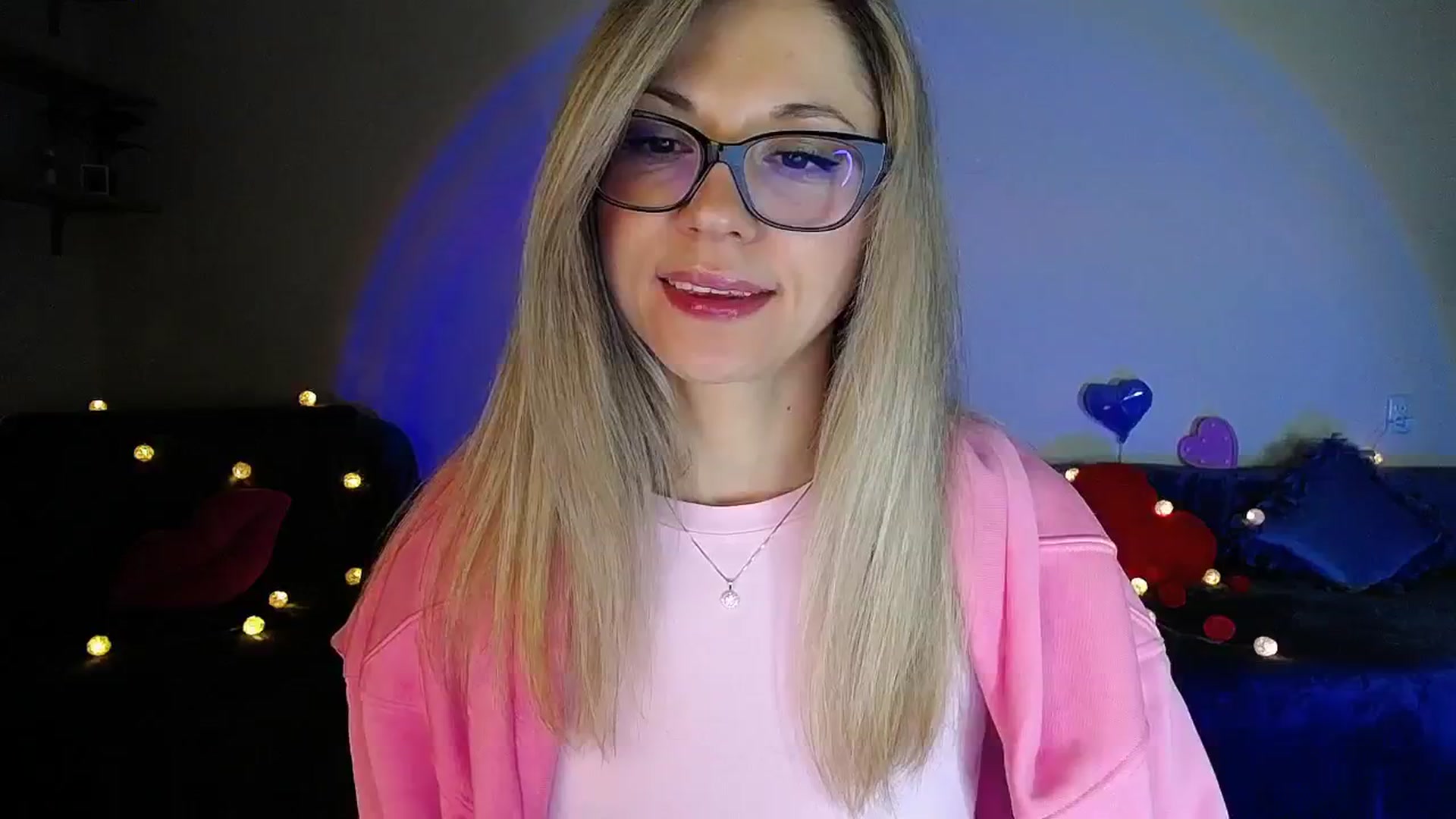 Gallery image thumbnail from Sunshine_alis's myfreecams stream on, 04/11/2026, 19:11 image 20 of 20