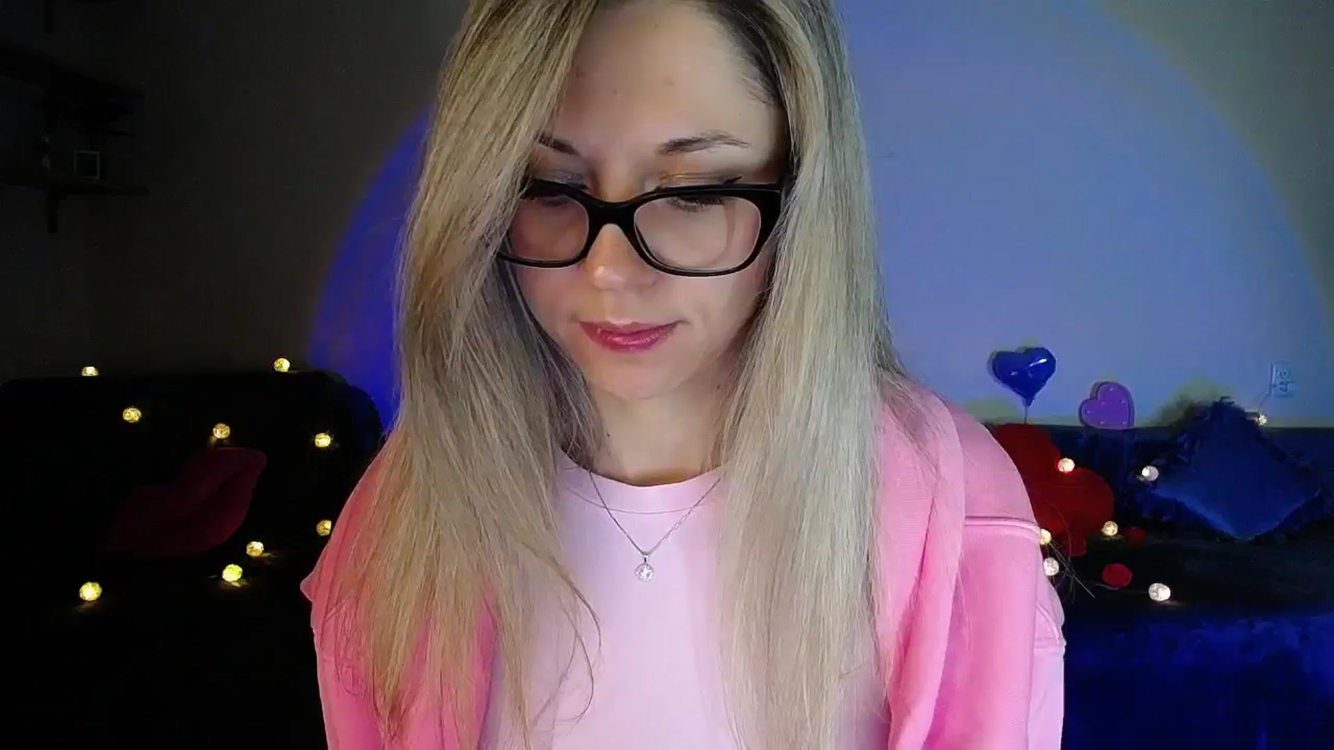 Gallery image thumbnail from Sunshine_alis's myfreecams stream on, 04/11/2026, 19:11 image 16 of 20