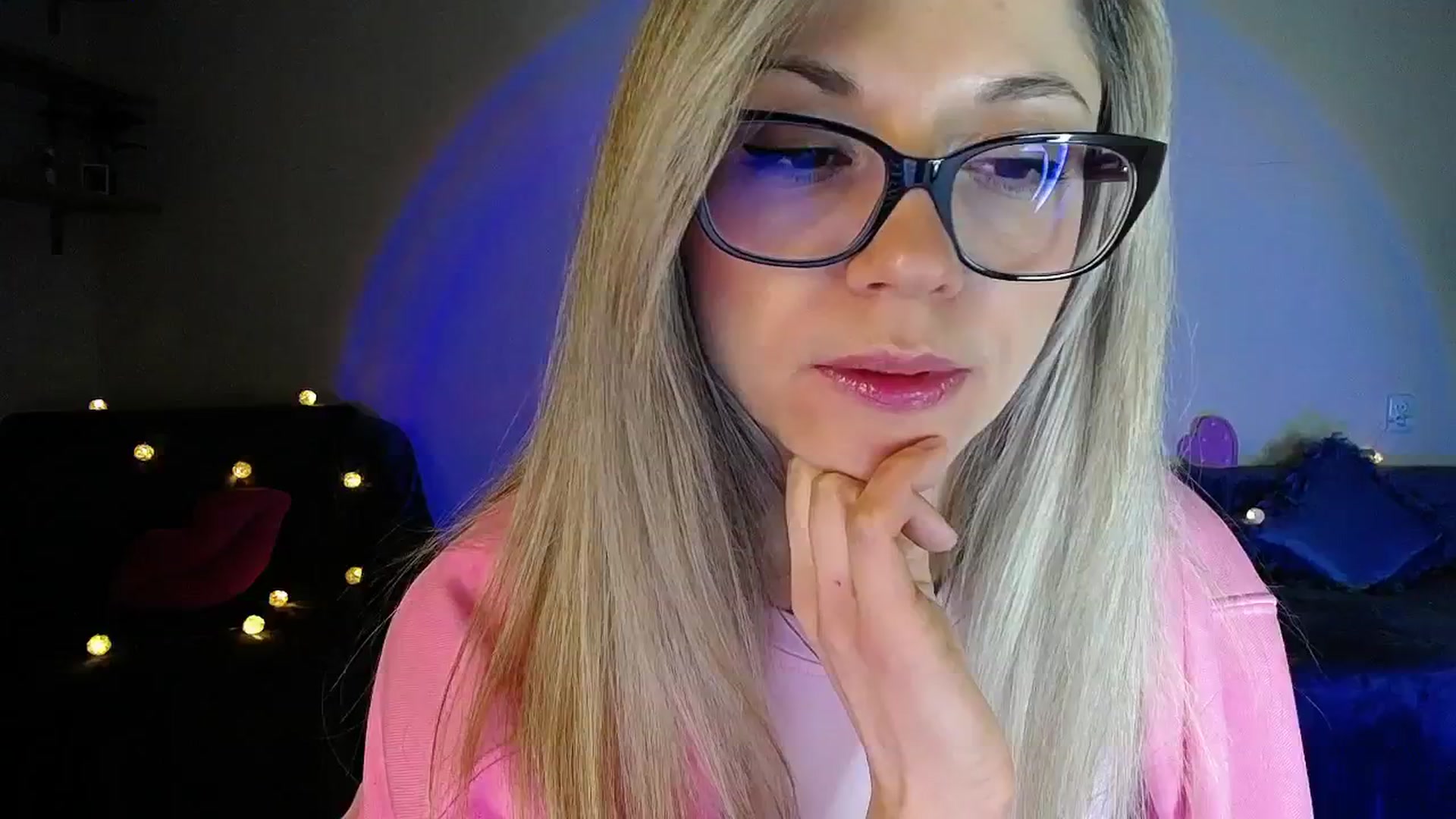 Gallery image thumbnail from Sunshine_alis's myfreecams stream on, 04/11/2026, 19:11 image 14 of 20