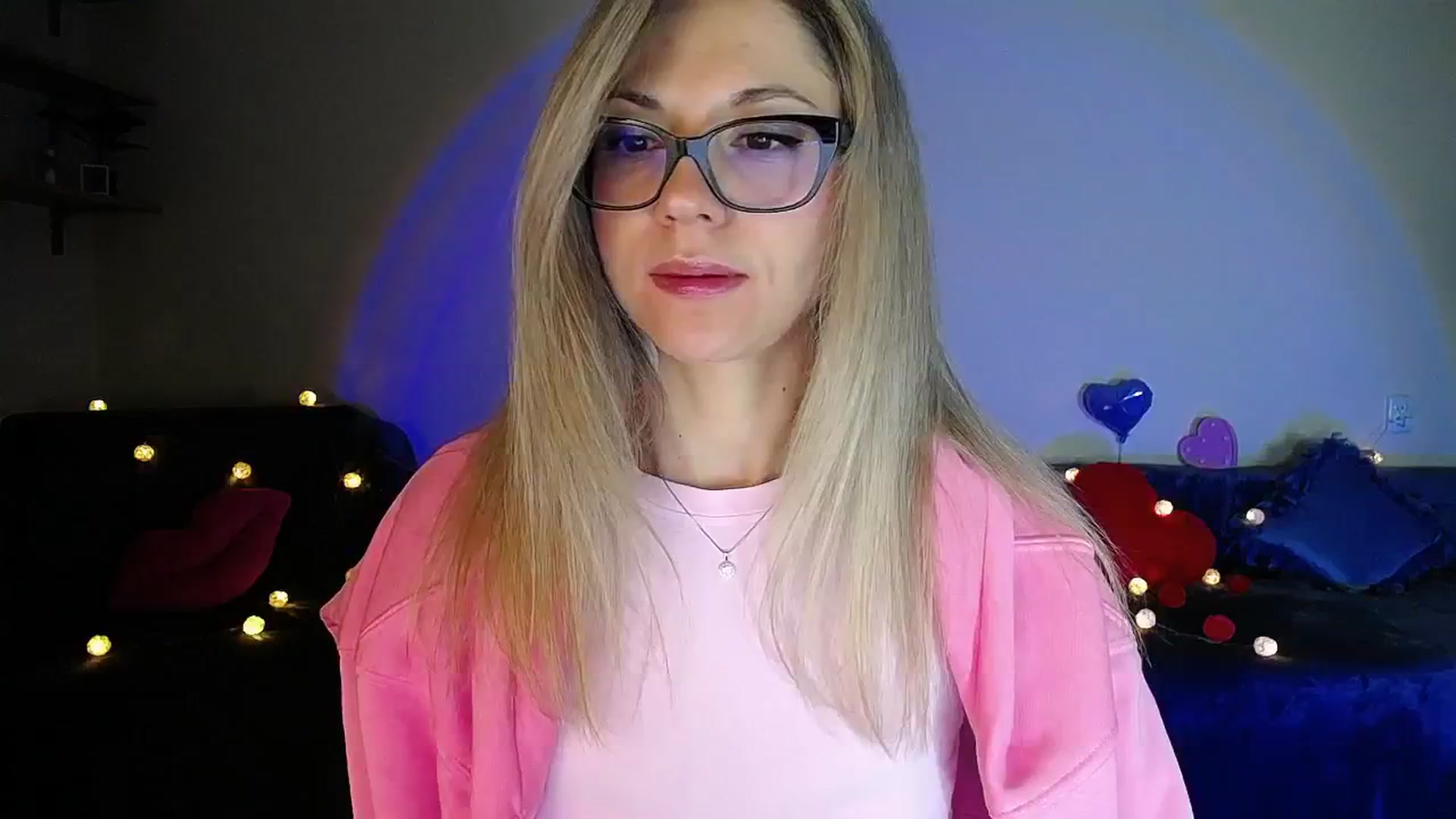 Gallery image thumbnail from Sunshine_alis's myfreecams stream on, 04/11/2026, 19:11 image 4 of 20