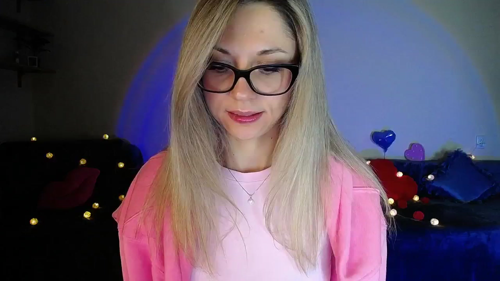 Gallery image thumbnail from Sunshine_alis's myfreecams stream on, 04/11/2026, 19:11 image 1 of 20