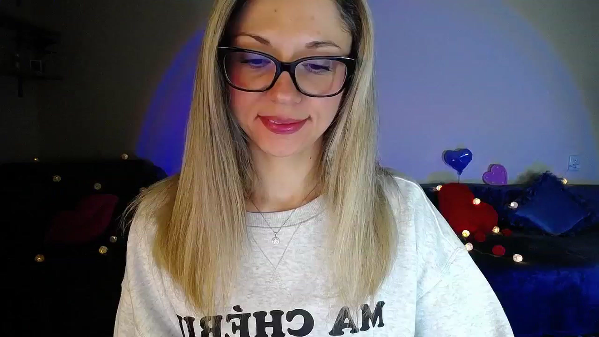 Gallery image thumbnail from Sunshine_alis's myfreecams stream on, 04/14/2026, 19:54 image 17 of 20