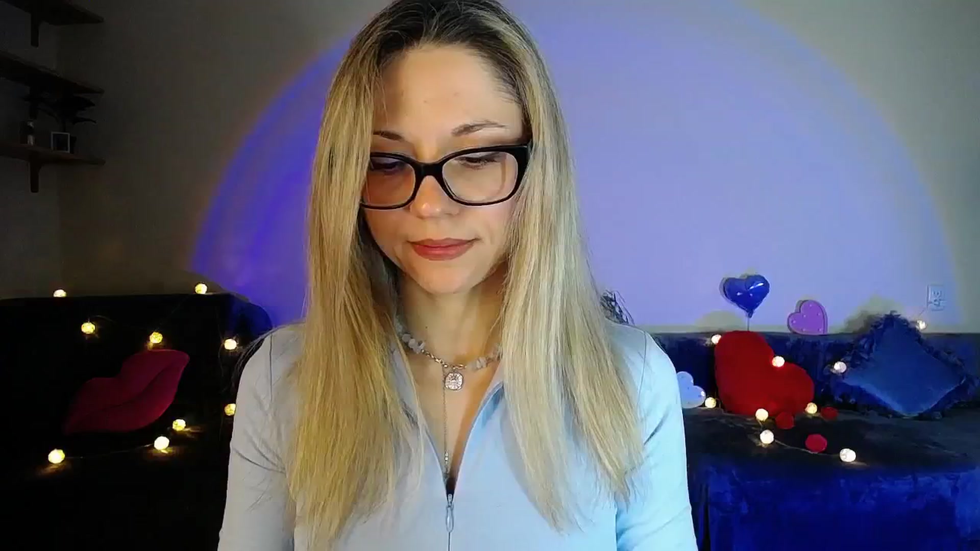 Gallery image thumbnail from Sunshine_alis's myfreecams stream on, 04/17/2026, 21:18 image 5 of 20