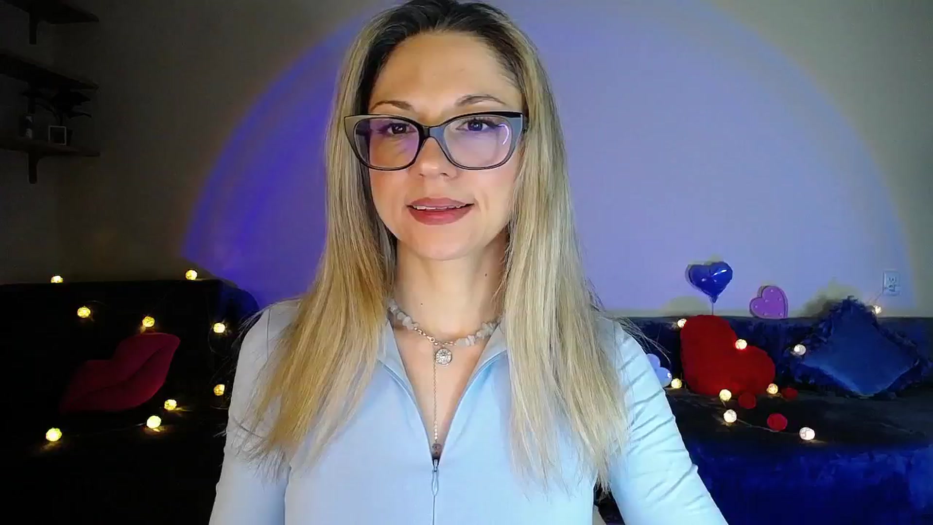 Gallery image thumbnail from Sunshine_alis's myfreecams stream on, 04/17/2026, 21:18 image 7 of 20