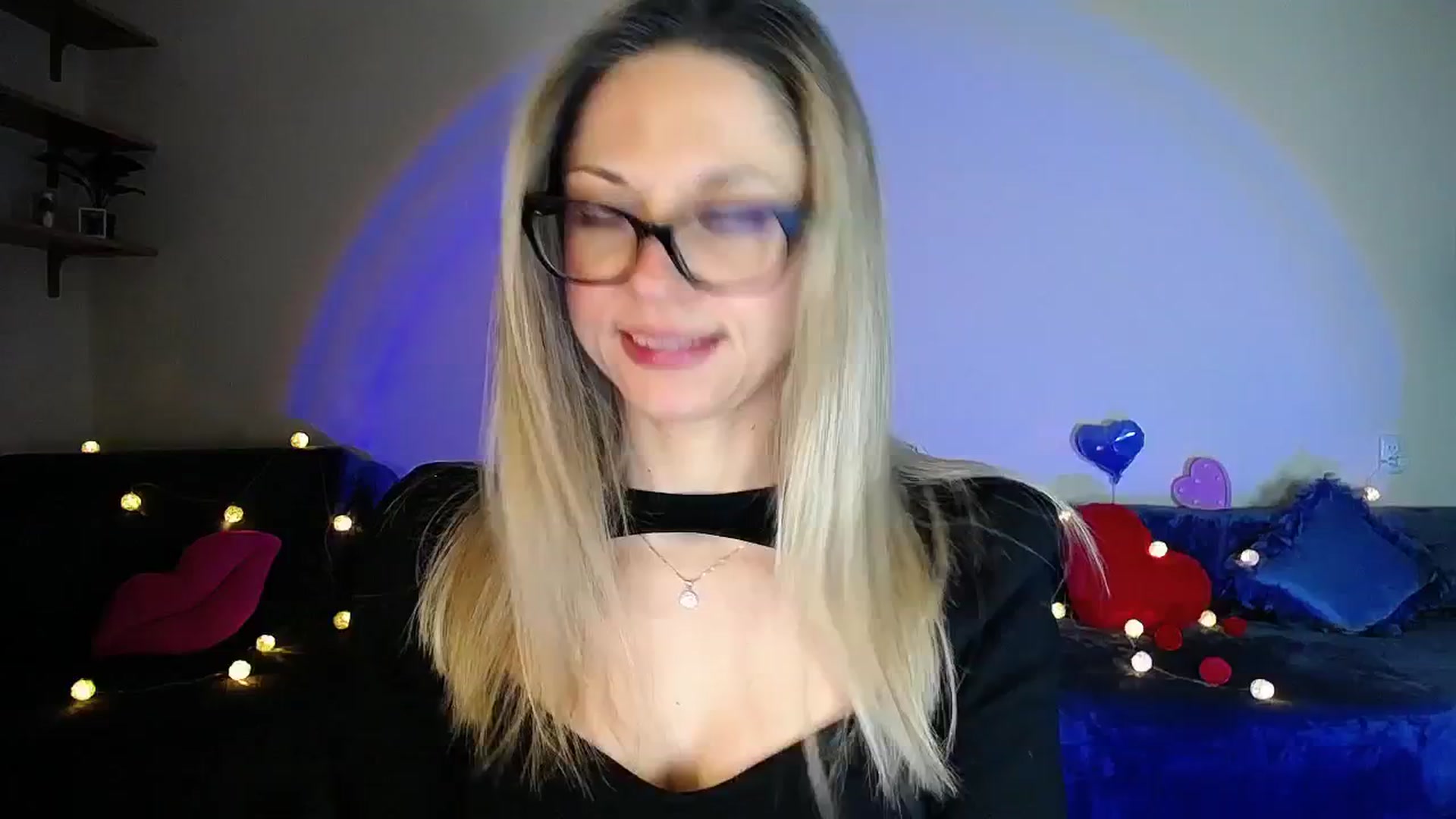 Gallery image thumbnail from Sunshine_alis's myfreecams stream on, 04/21/2026, 20:14 image 1 of 20