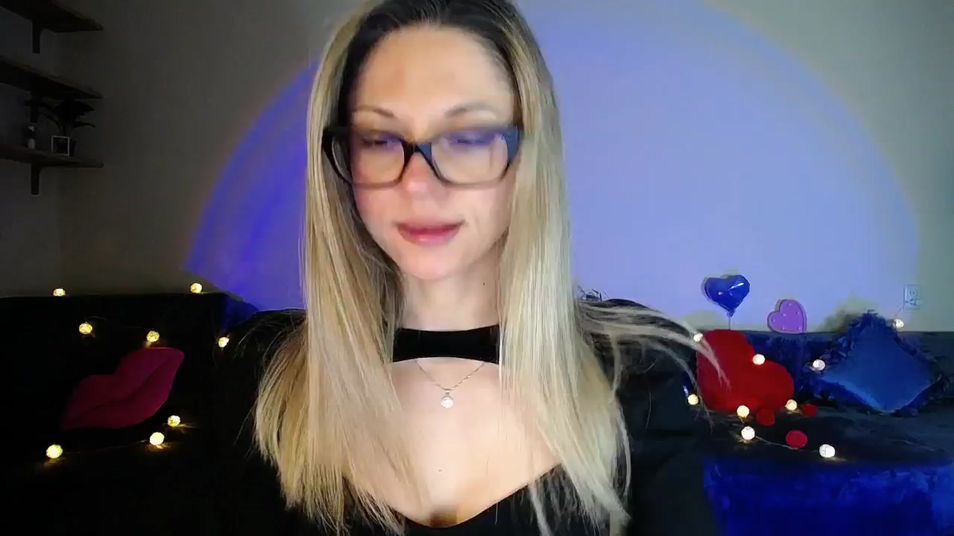 Gallery image thumbnail from Sunshine_alis's myfreecams stream on, 04/21/2026, 20:14 image 4 of 20
